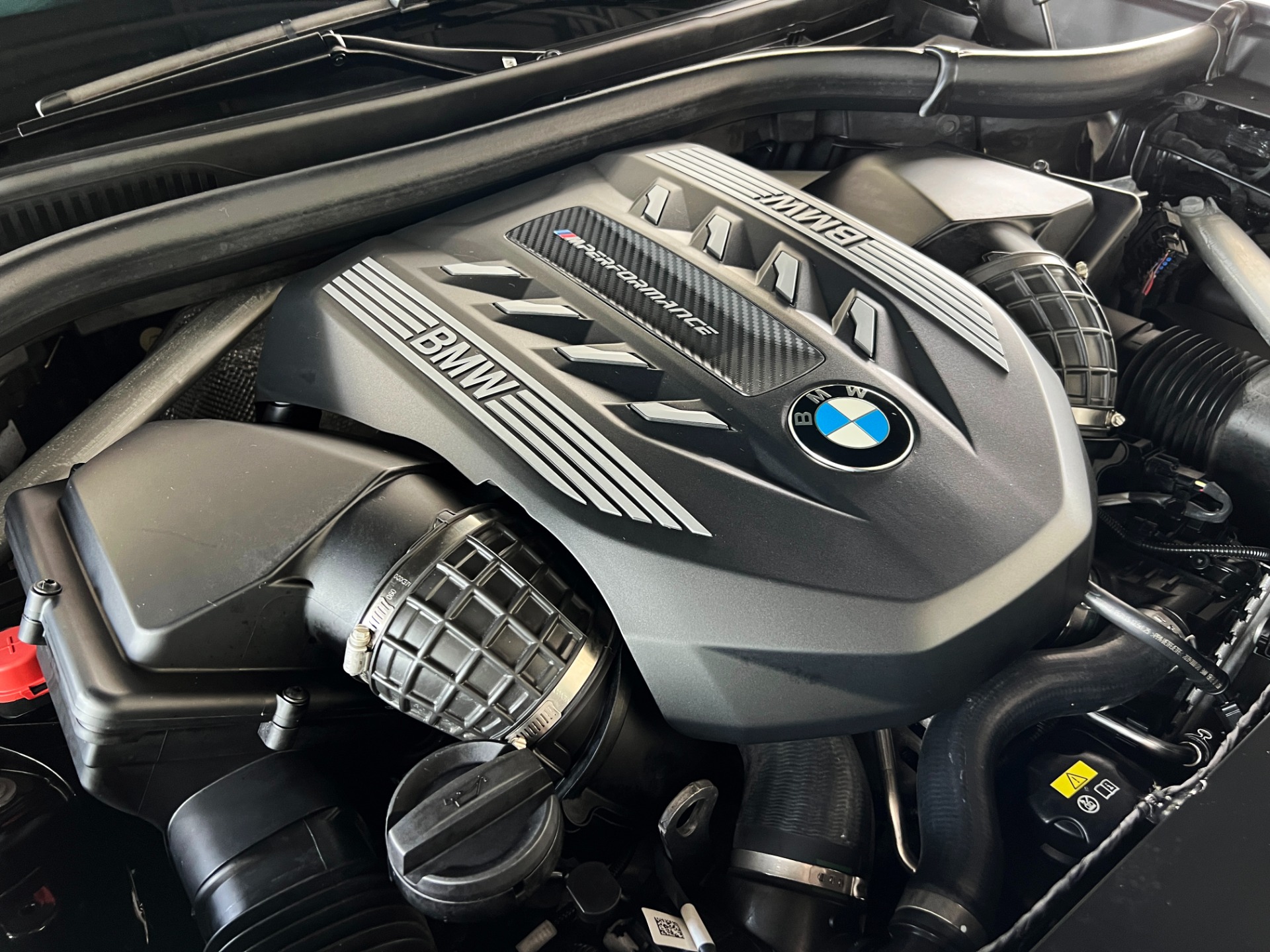 Used-2023-BMW-X5-M50i