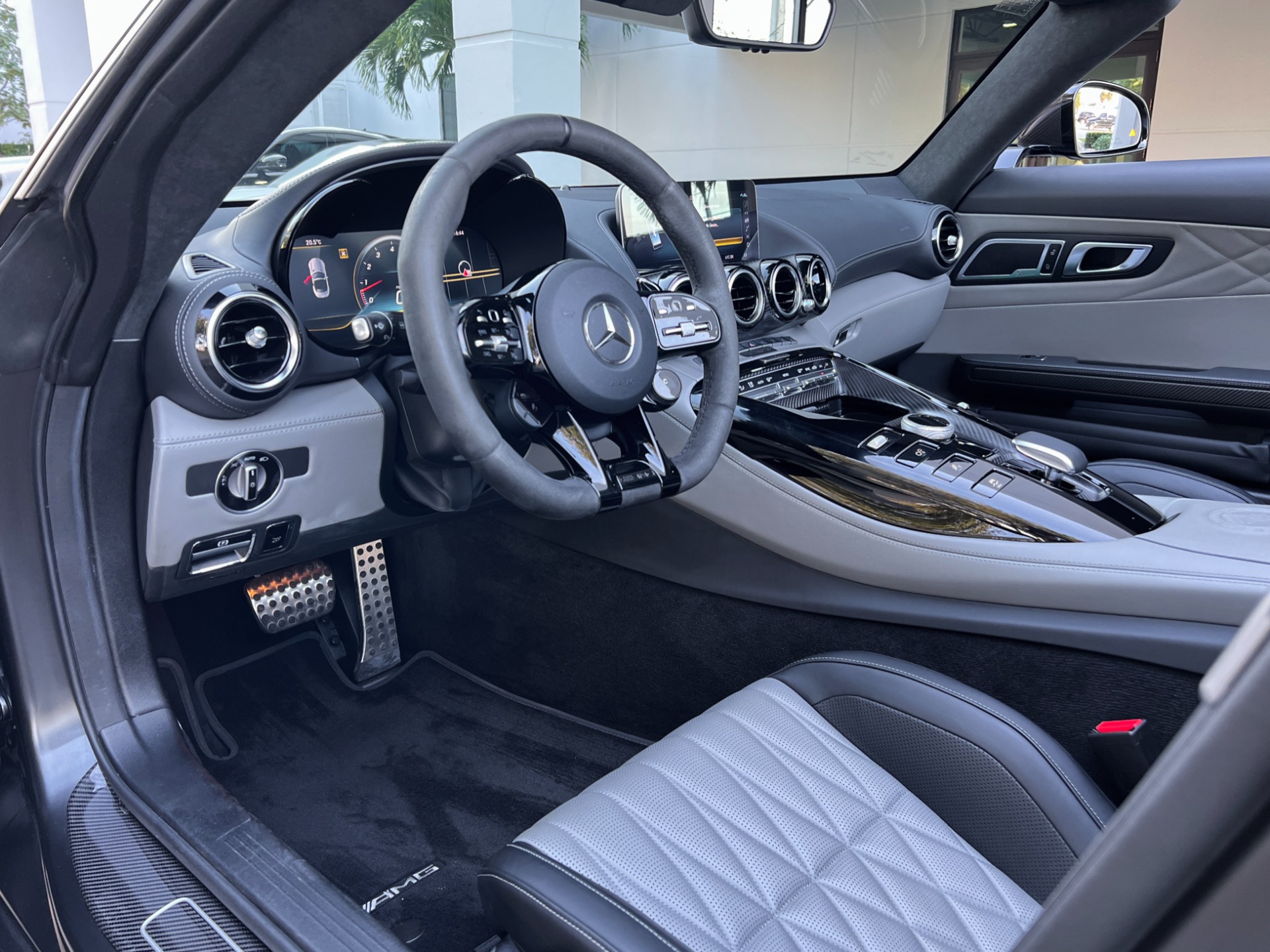 Used-2020-Mercedes-Benz-AMG-GT-R