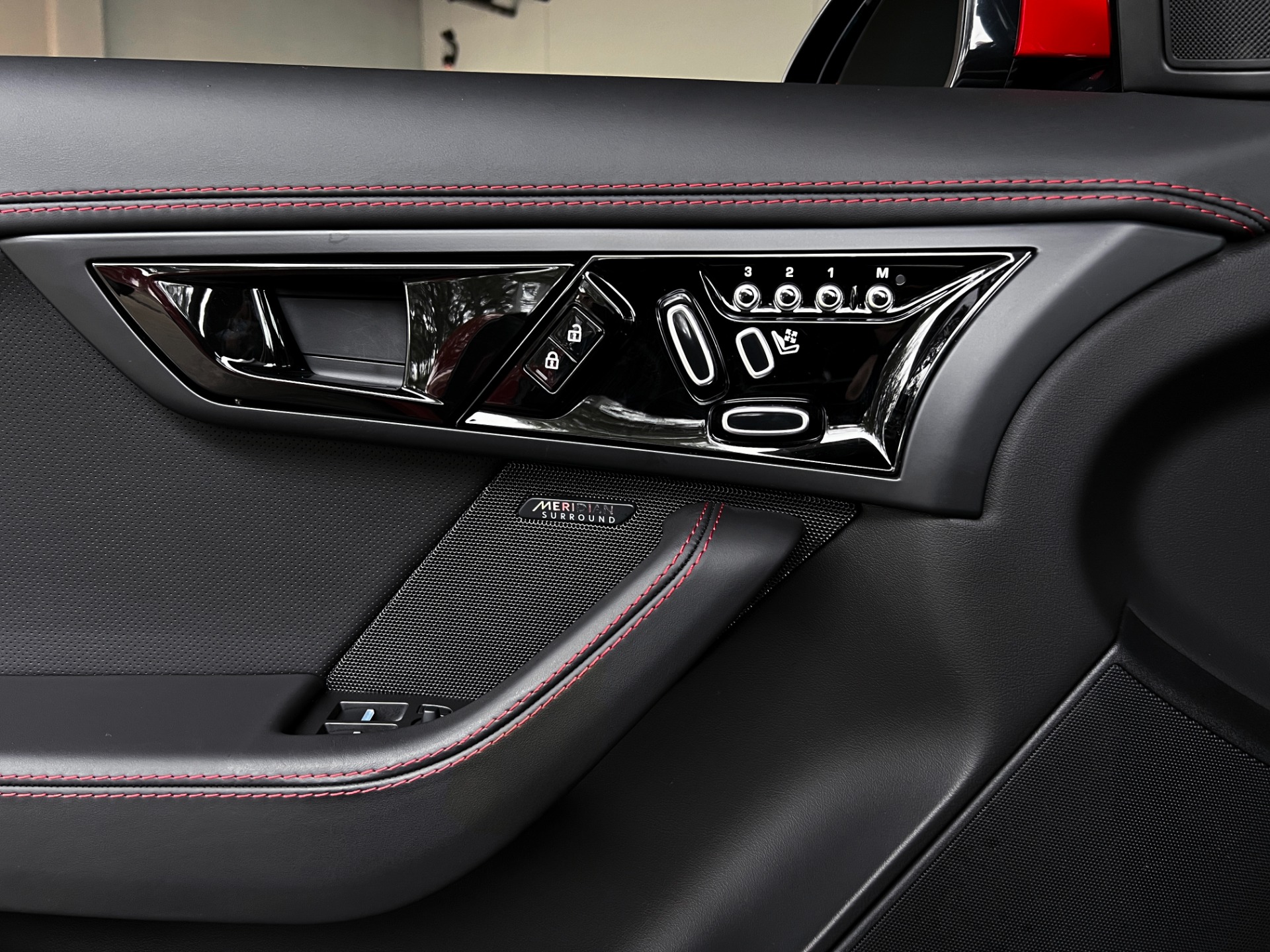 Used-2023-Jaguar-F-TYPE-R