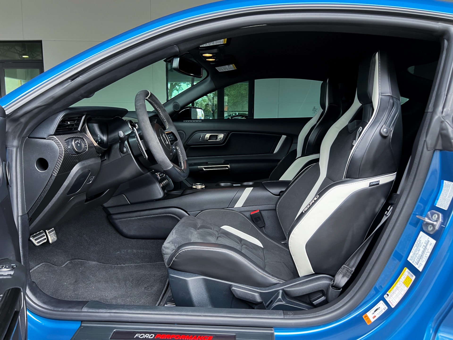 Used-2021-Ford-Mustang-Shelby-GT500