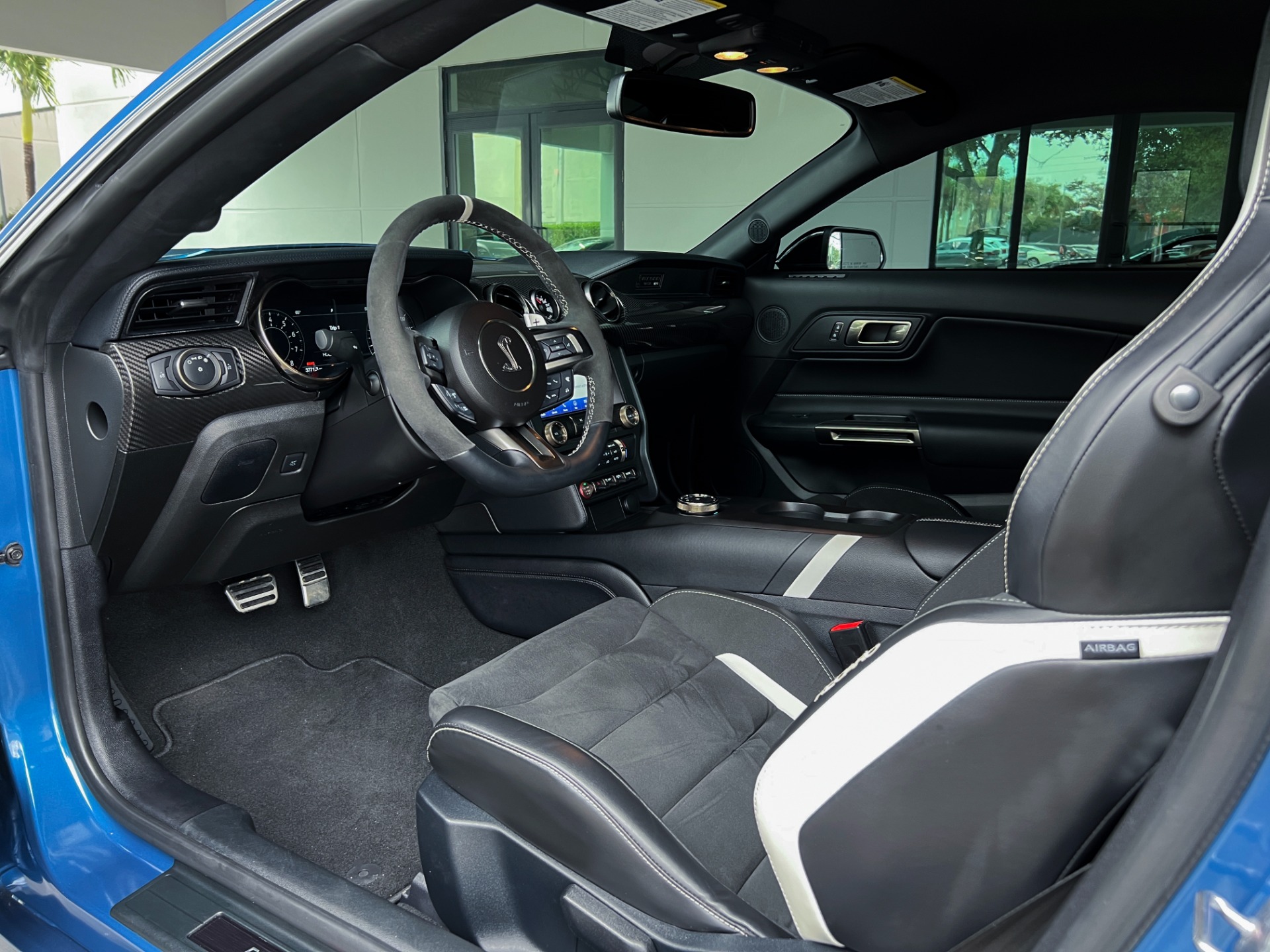 Used-2021-Ford-Mustang-Shelby-GT500
