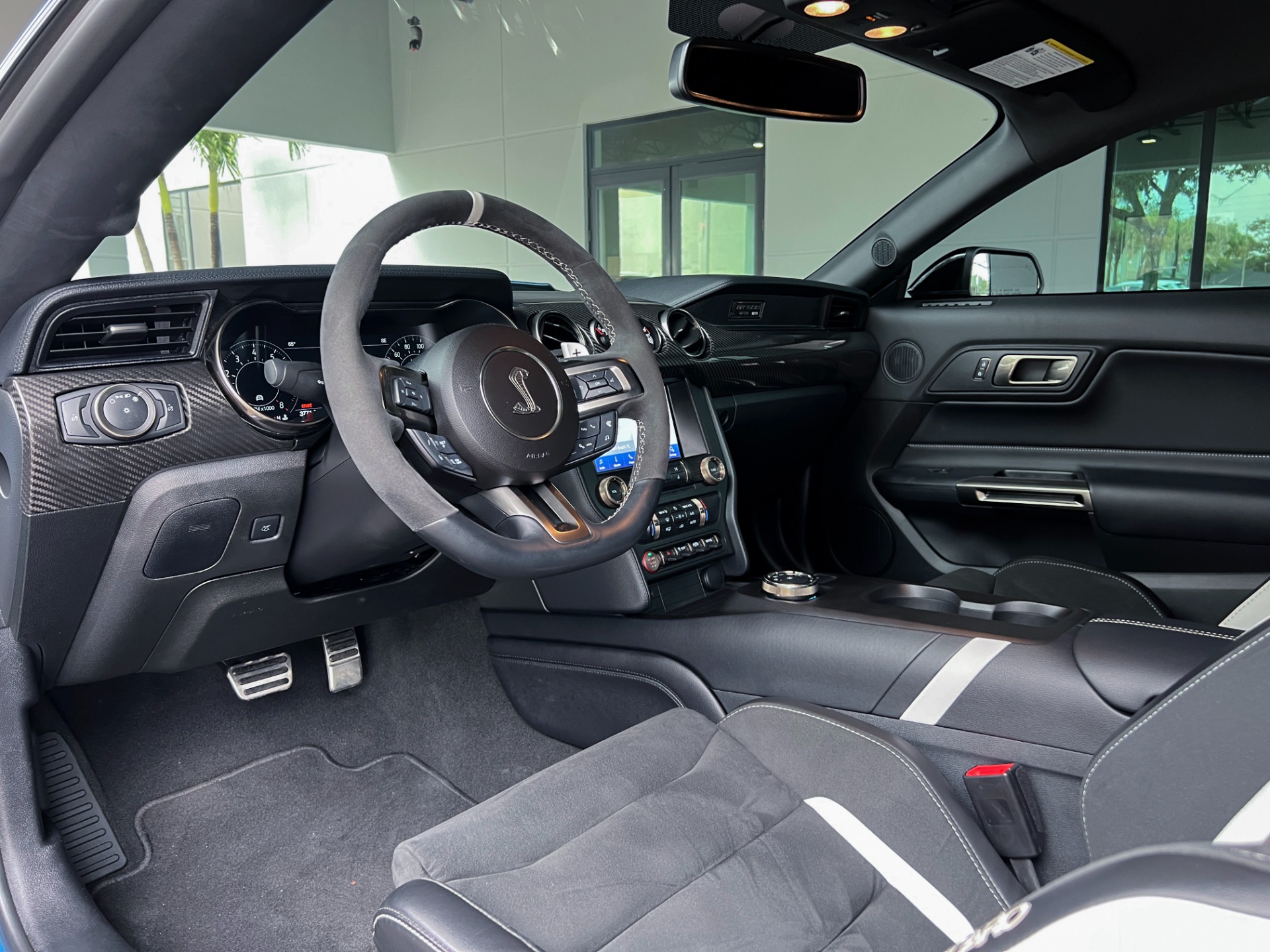 Used-2021-Ford-Mustang-Shelby-GT500