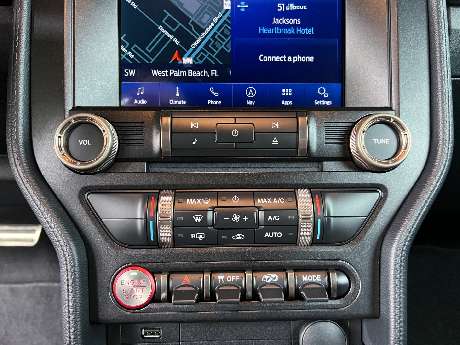 Used-2021-Ford-Mustang-Shelby-GT500