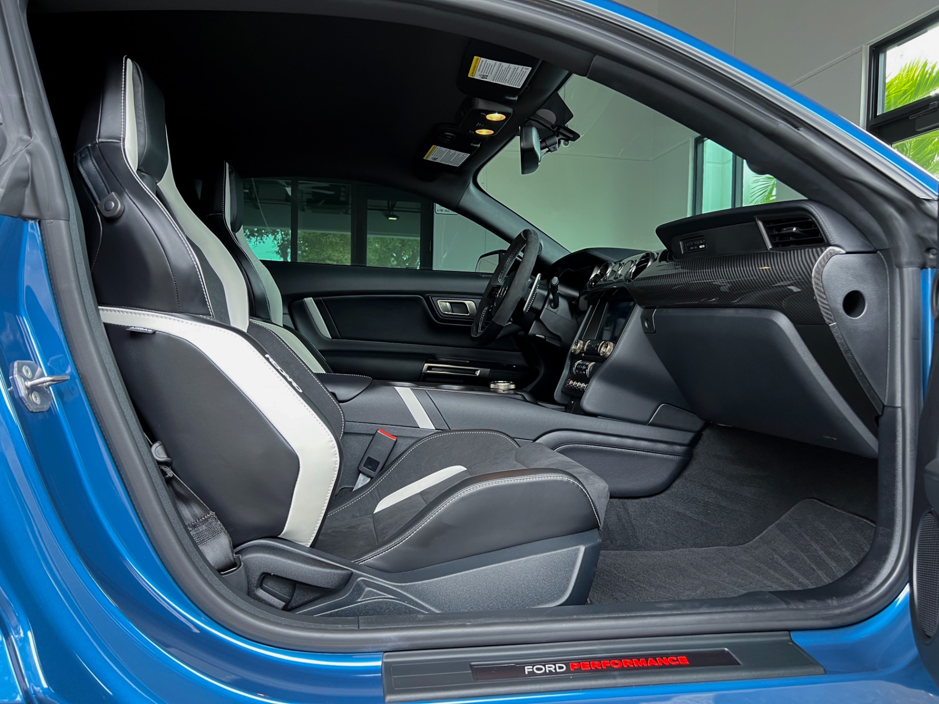 Used-2021-Ford-Mustang-Shelby-GT500