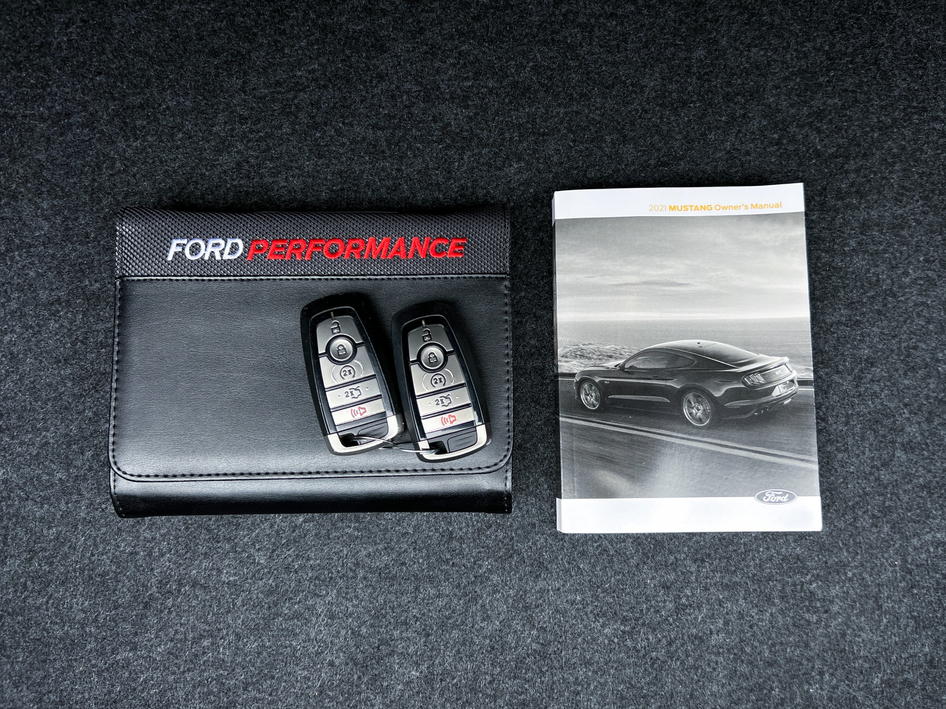 Used-2021-Ford-Mustang-Shelby-GT500