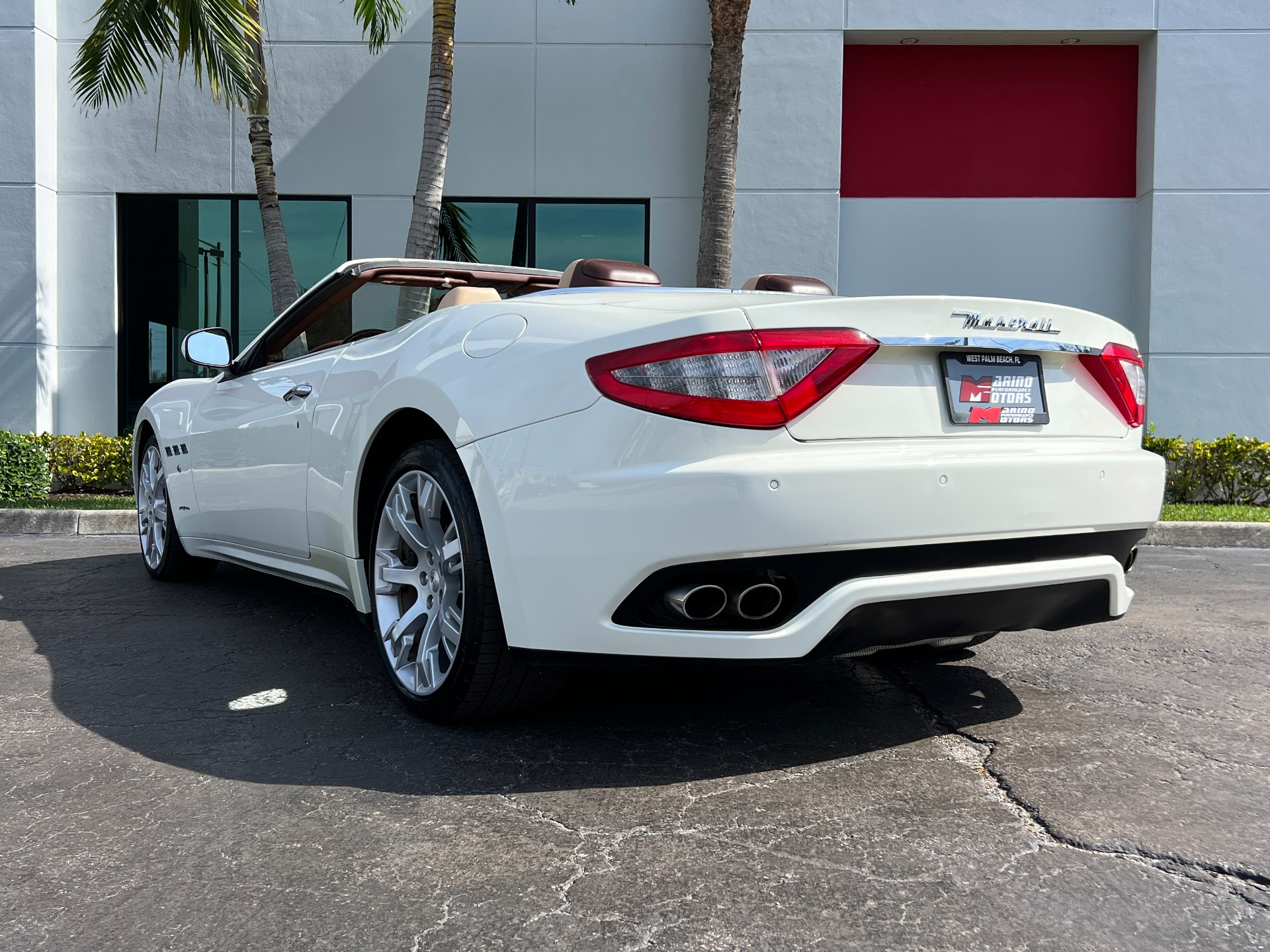 Used-2012-Maserati-GranTurismo