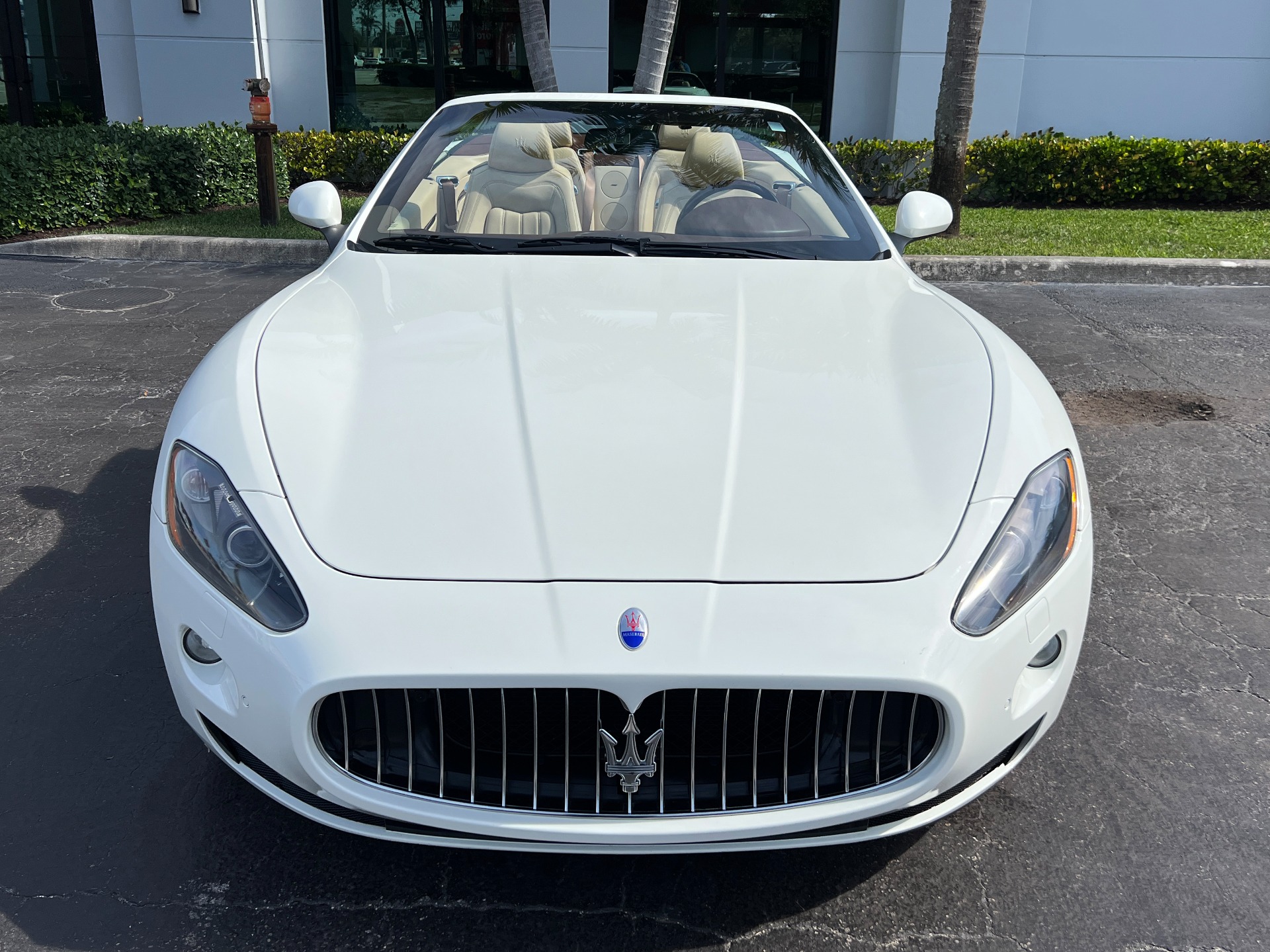 Used-2012-Maserati-GranTurismo