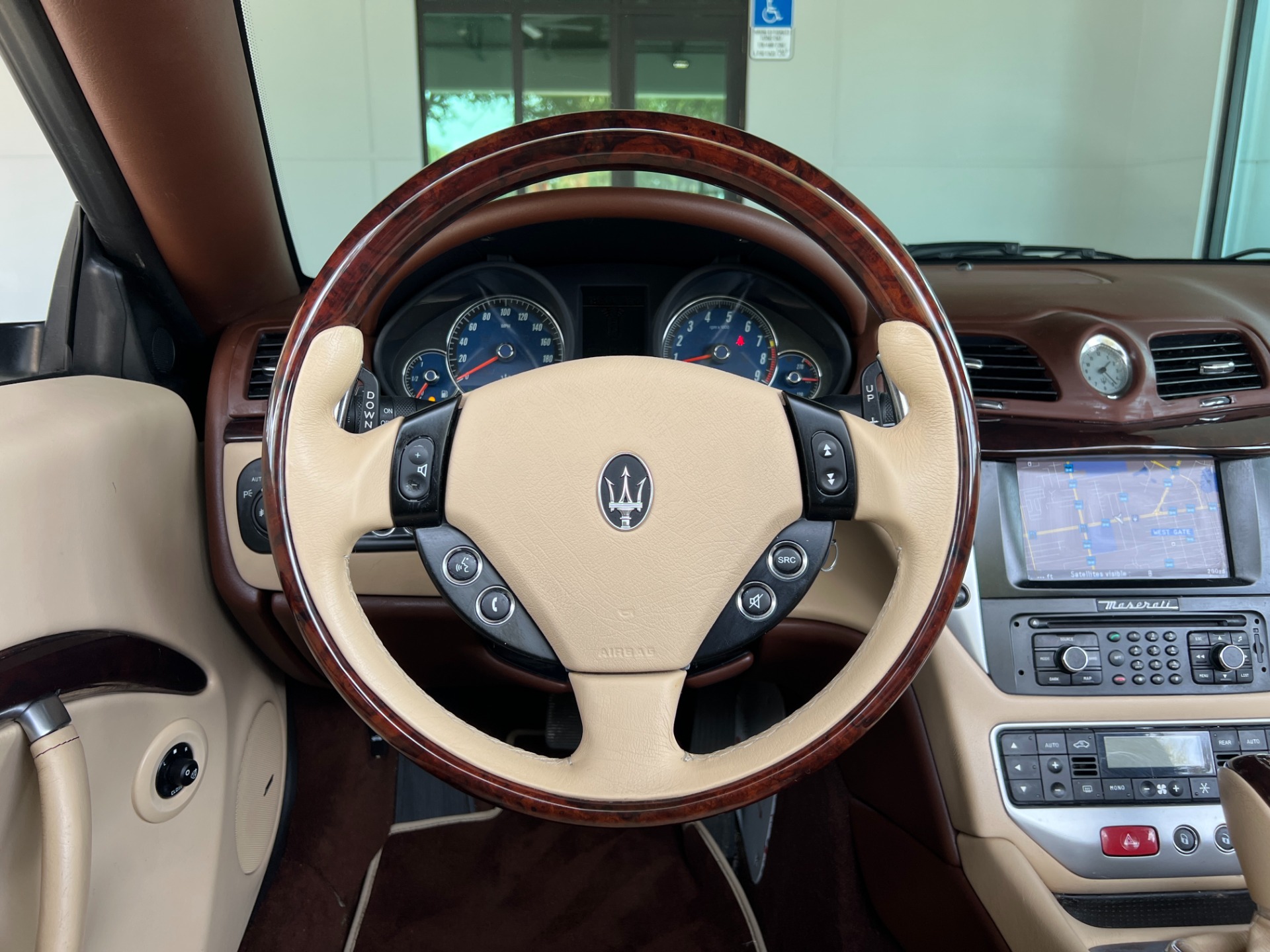 Used-2012-Maserati-GranTurismo