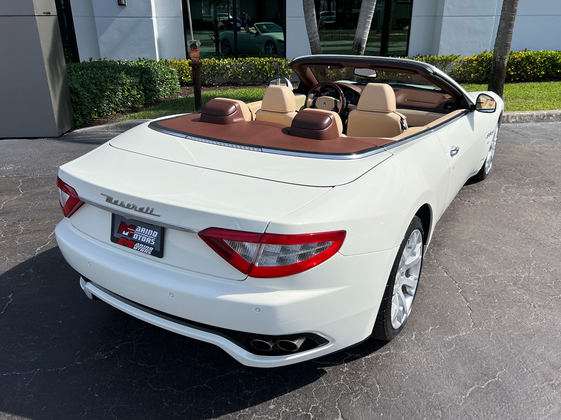 Used-2012-Maserati-GranTurismo