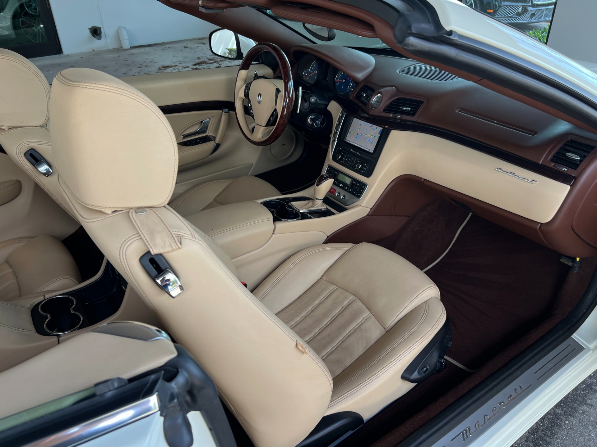 Used-2012-Maserati-GranTurismo