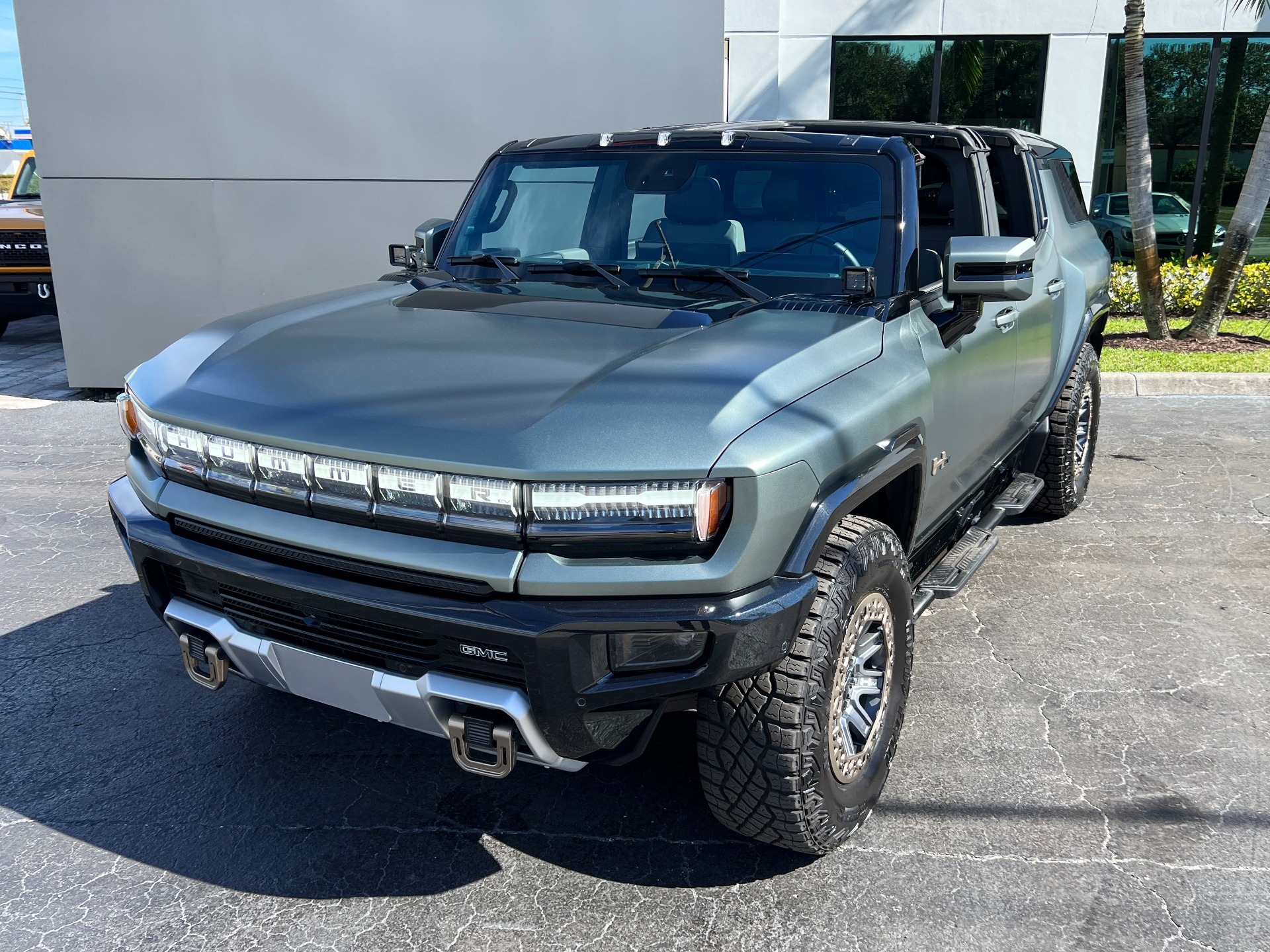 Used-2024-GMC-HUMMER-EV-3X