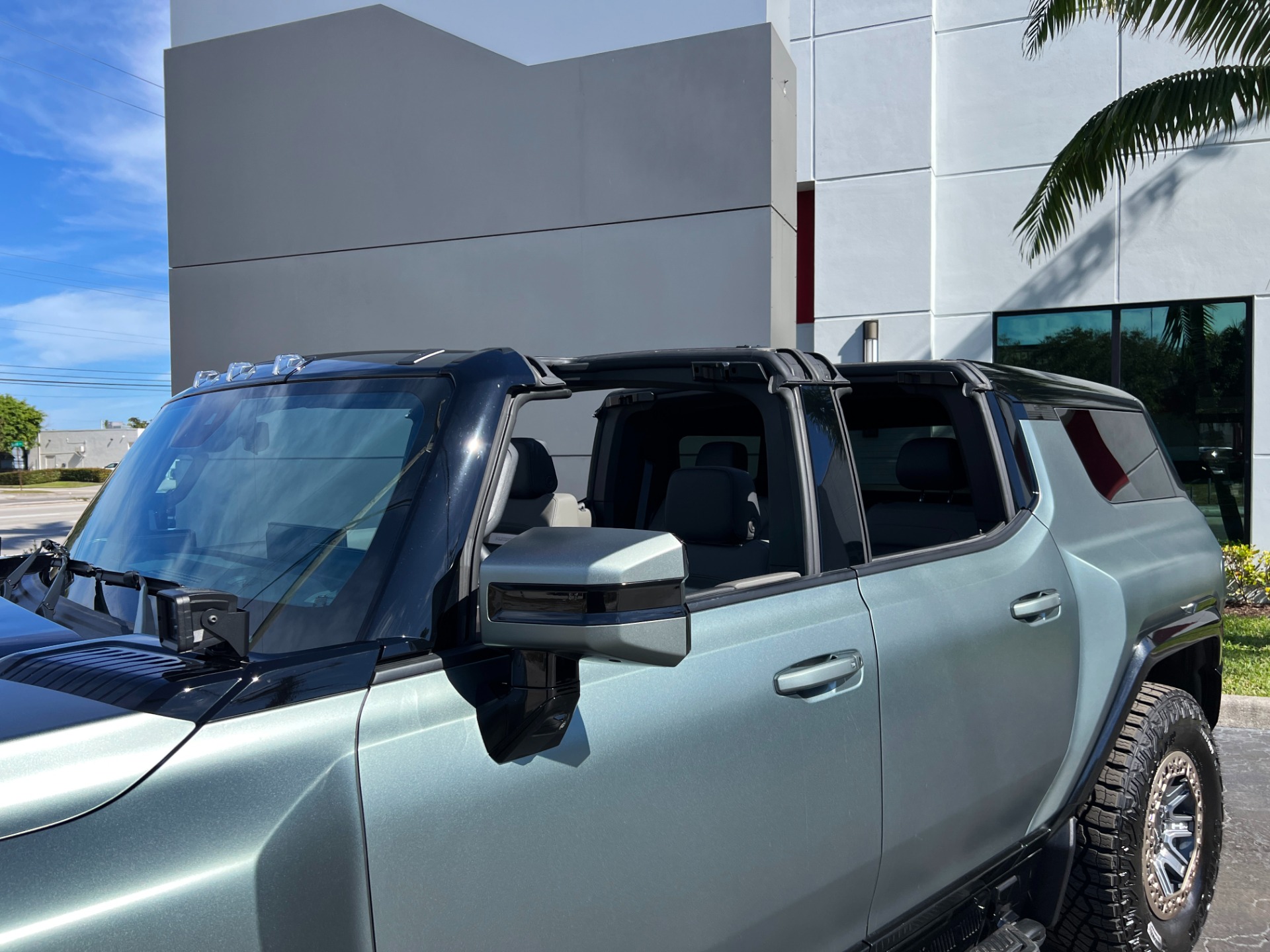 Used-2024-GMC-HUMMER-EV-3X