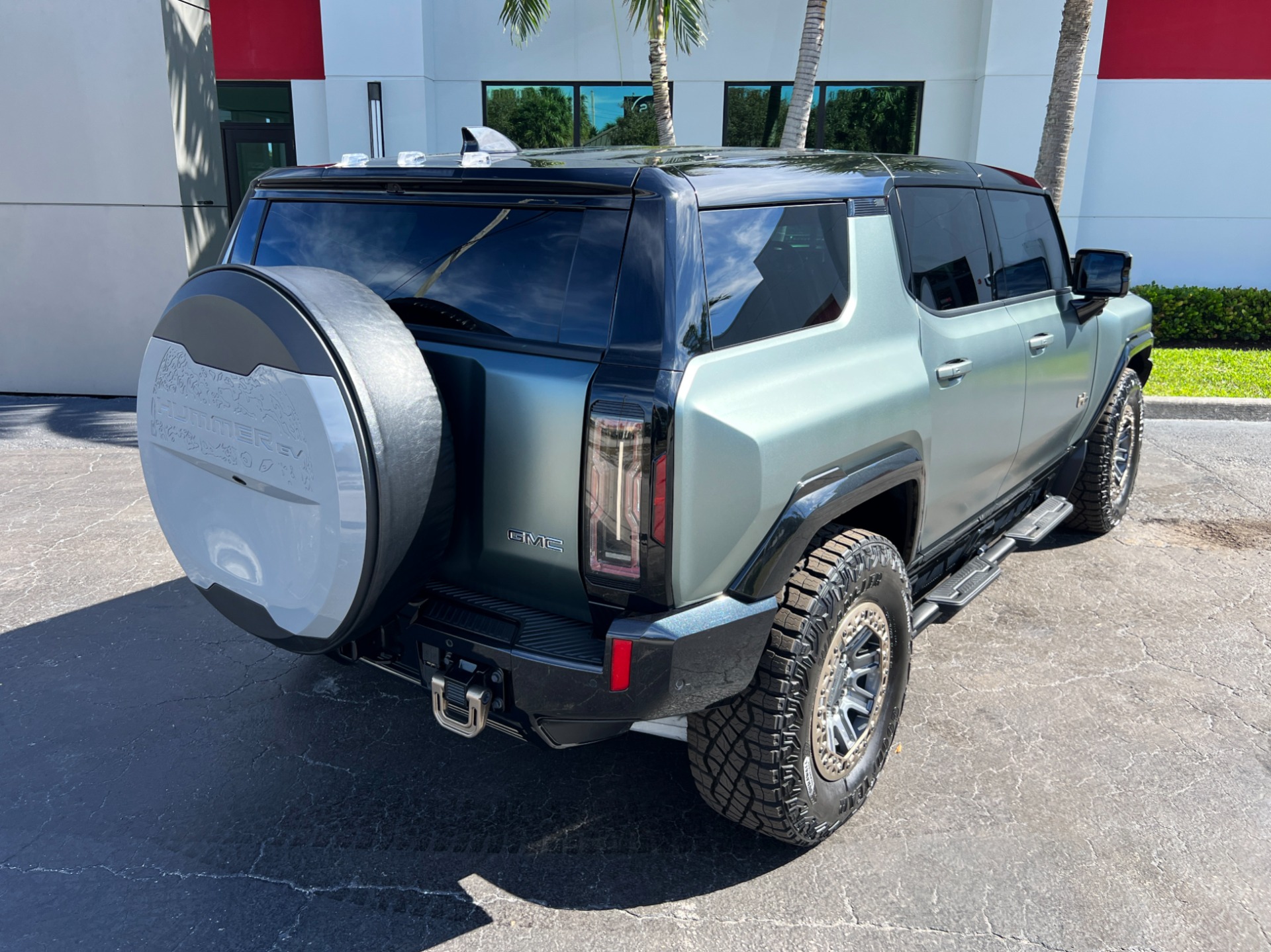 Used-2024-GMC-HUMMER-EV-3X