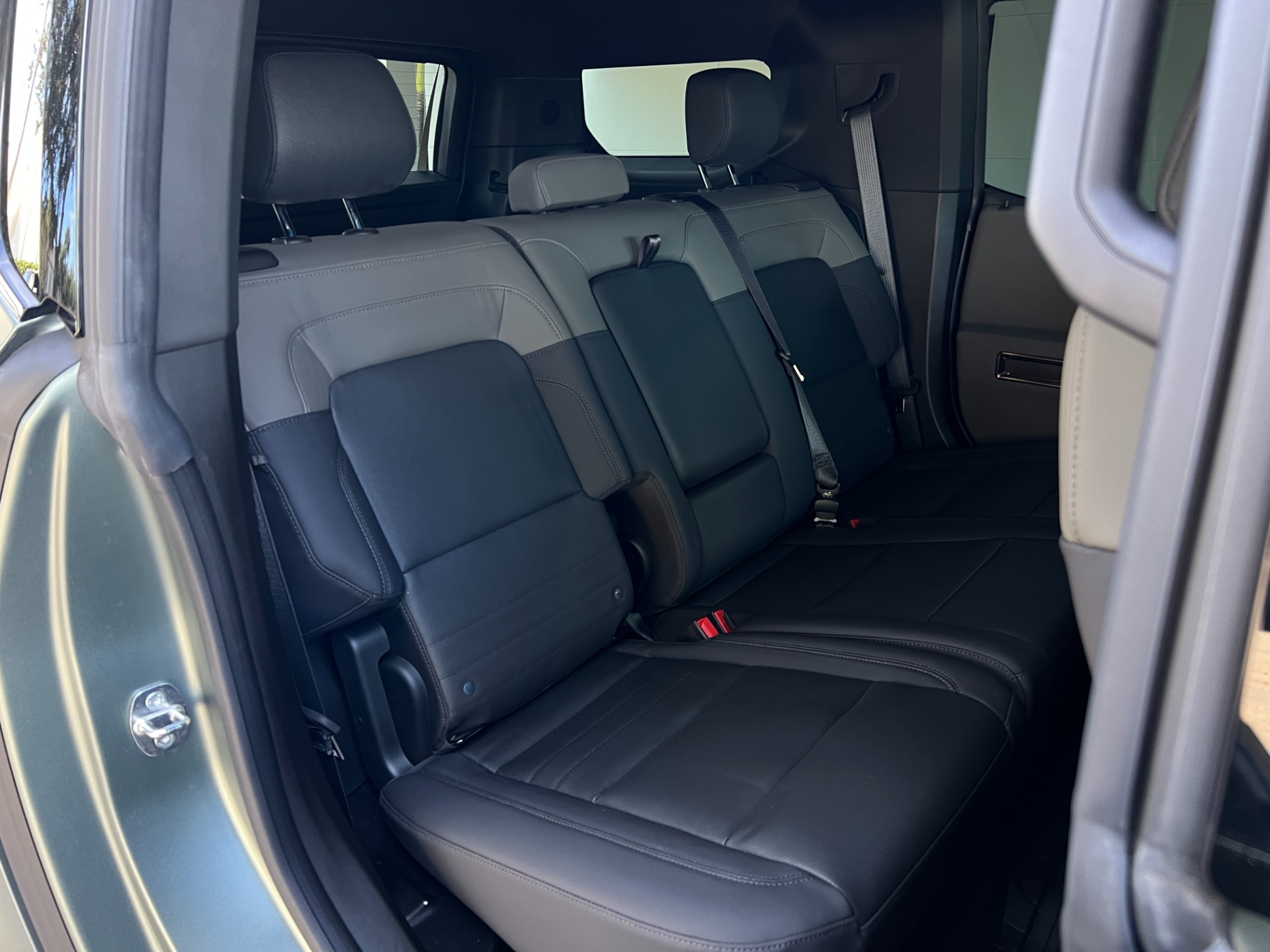 Used-2024-GMC-HUMMER-EV-3X