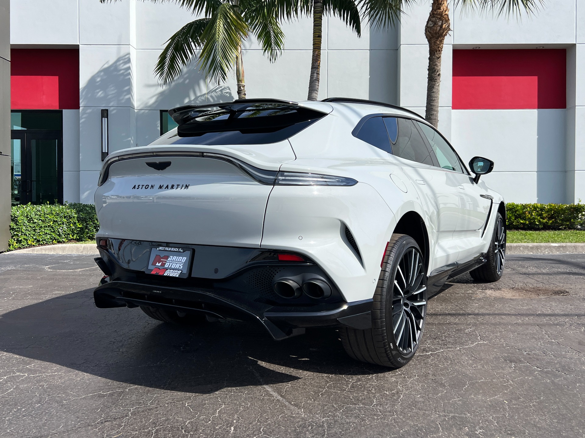 Used-2023-Aston-Martin-DBX-707