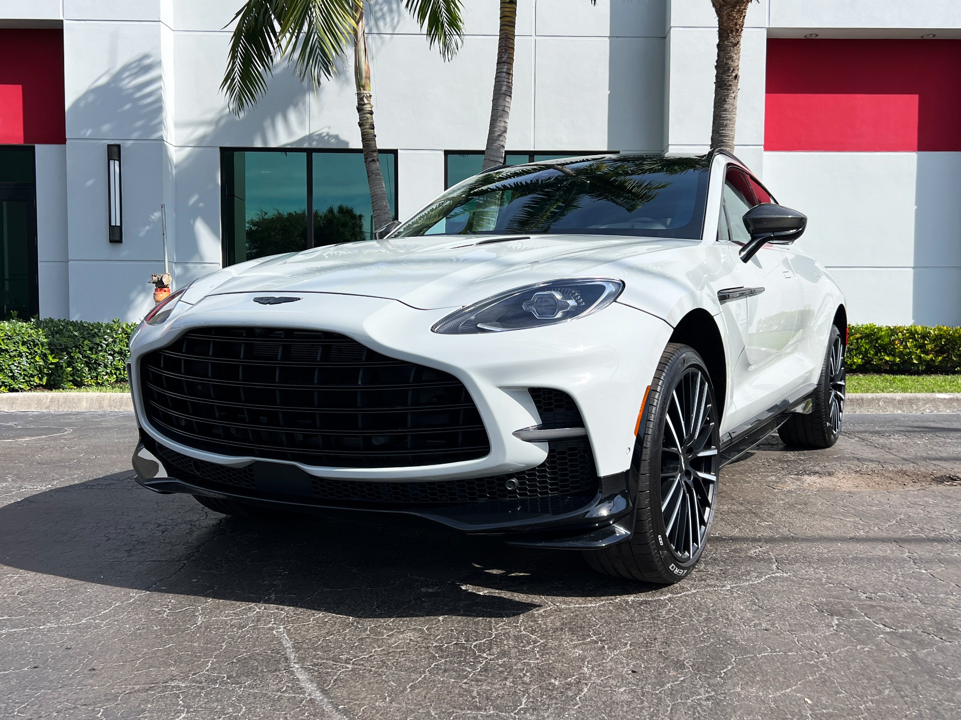 Used-2023-Aston-Martin-DBX-707