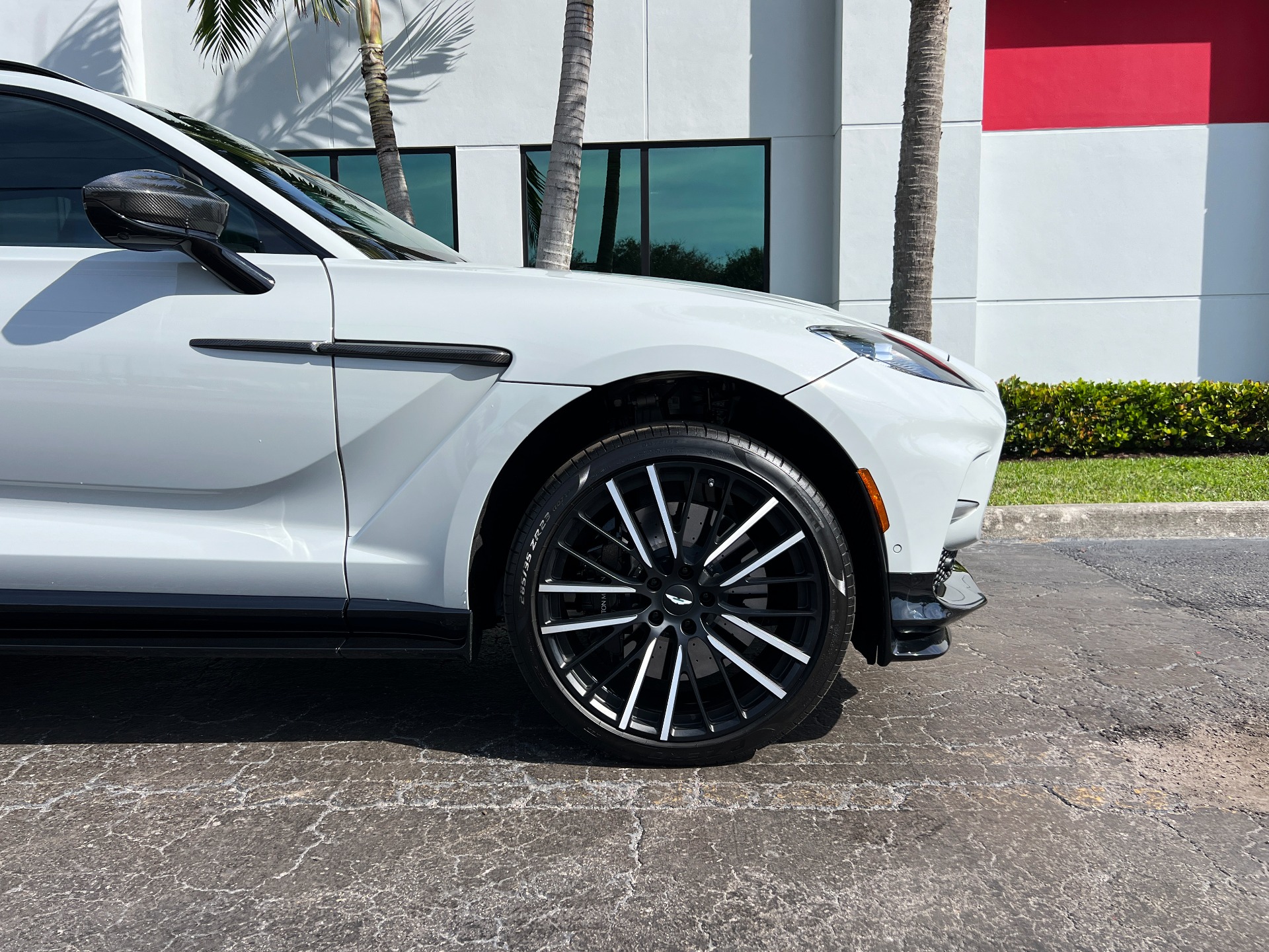 Used-2023-Aston-Martin-DBX-707
