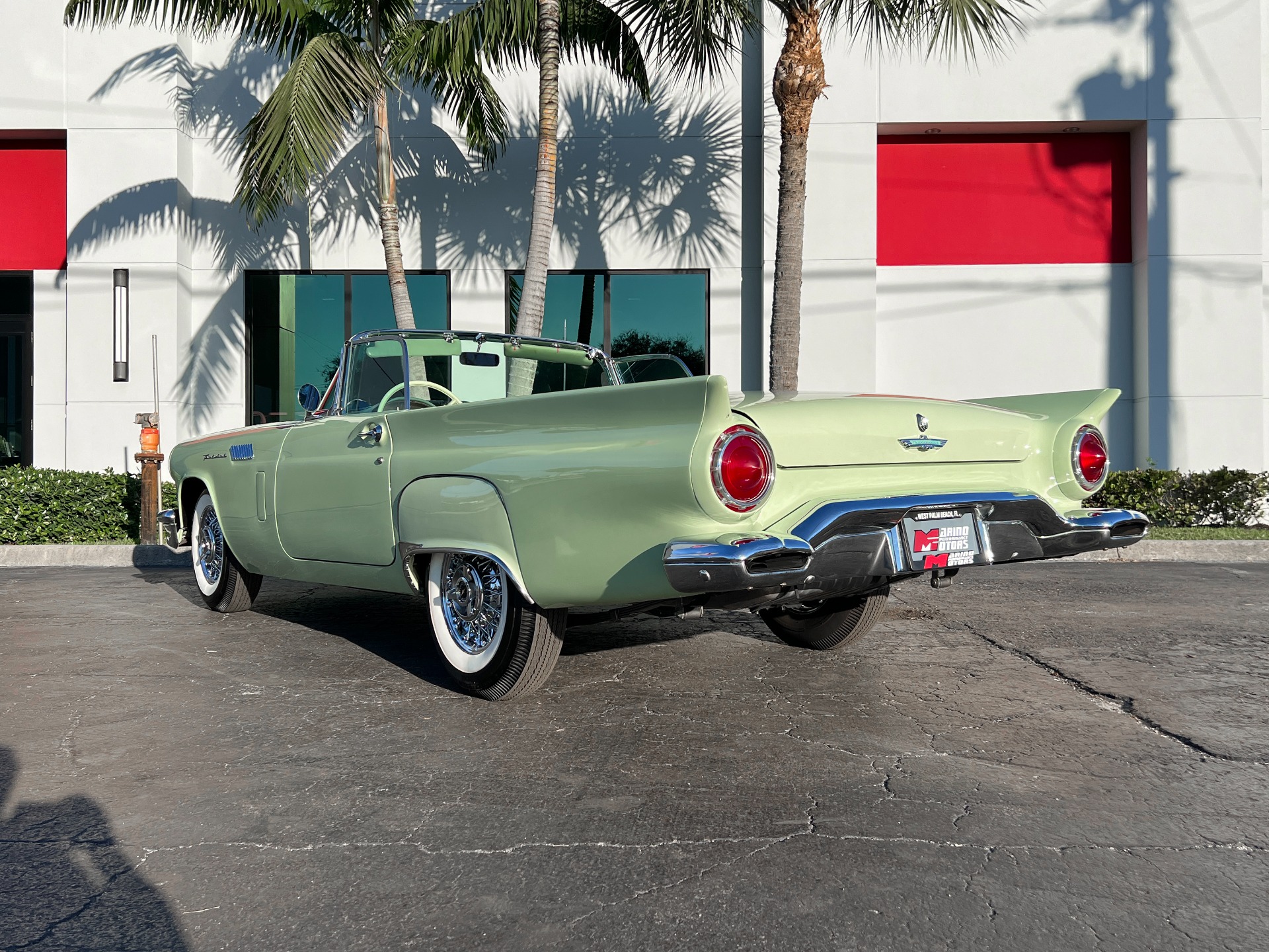 Used-1957-Ford-Thunderbird
