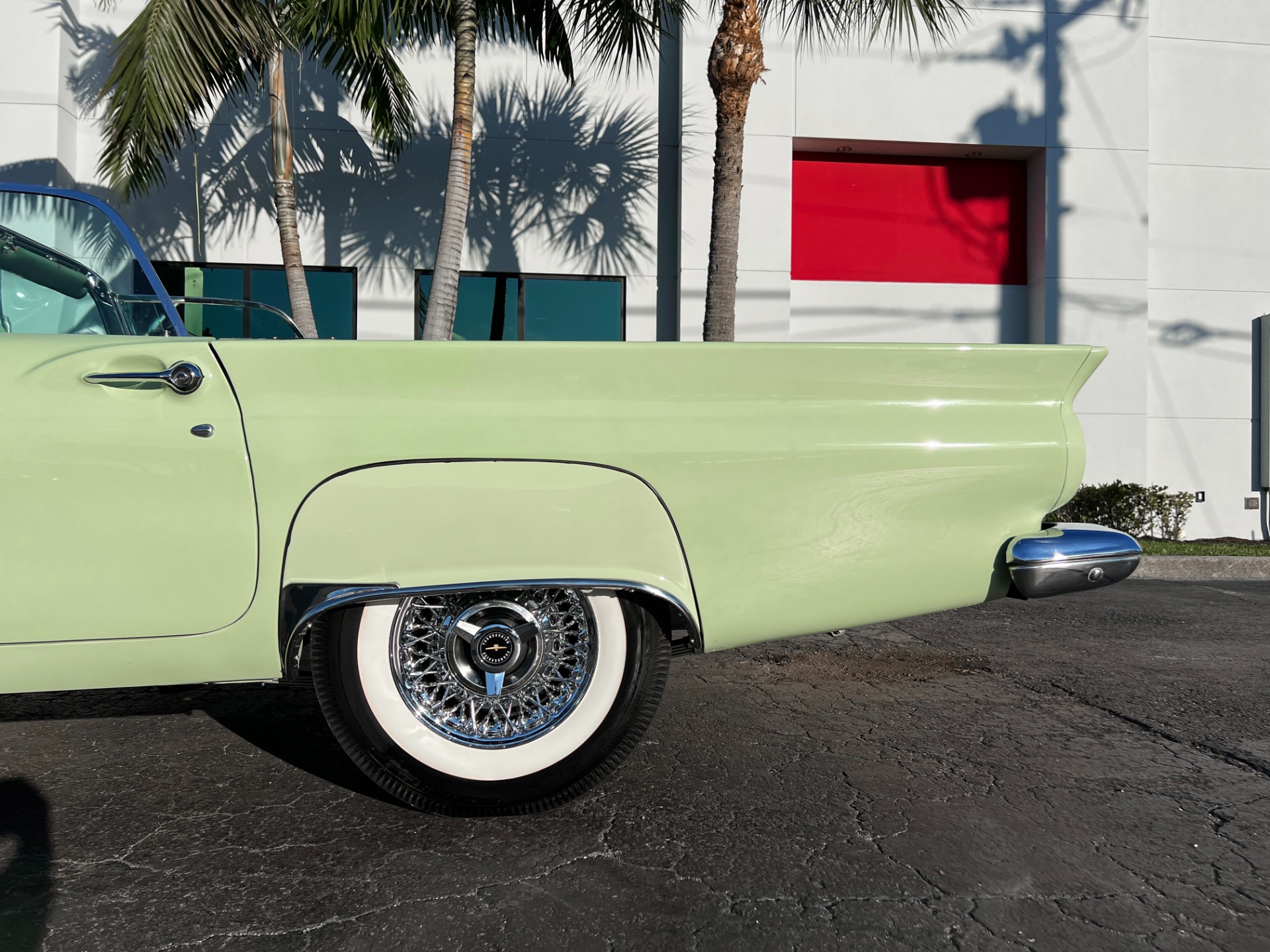 Used-1957-Ford-Thunderbird
