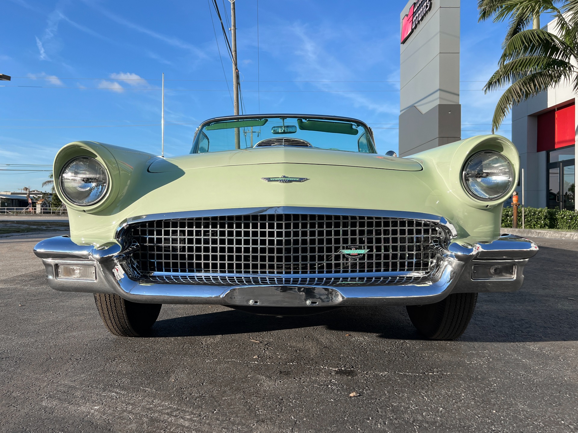 Used-1957-Ford-Thunderbird