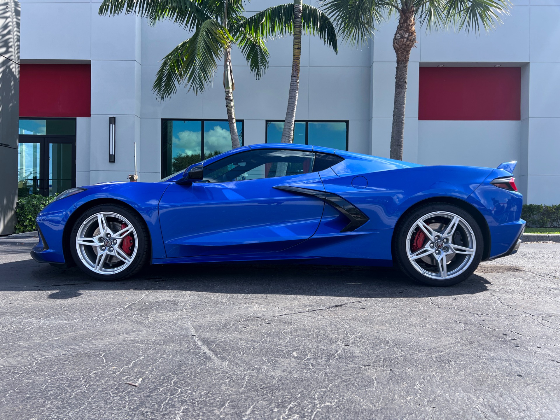 Used-2021-Chevrolet-Corvette-Stingray