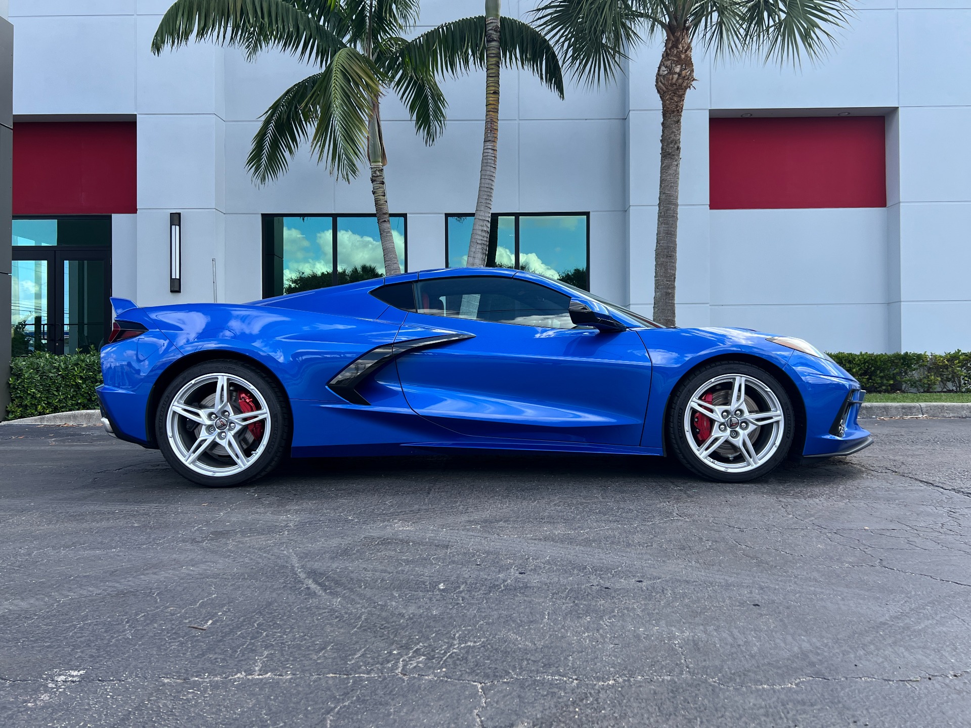 Used-2021-Chevrolet-Corvette-Stingray