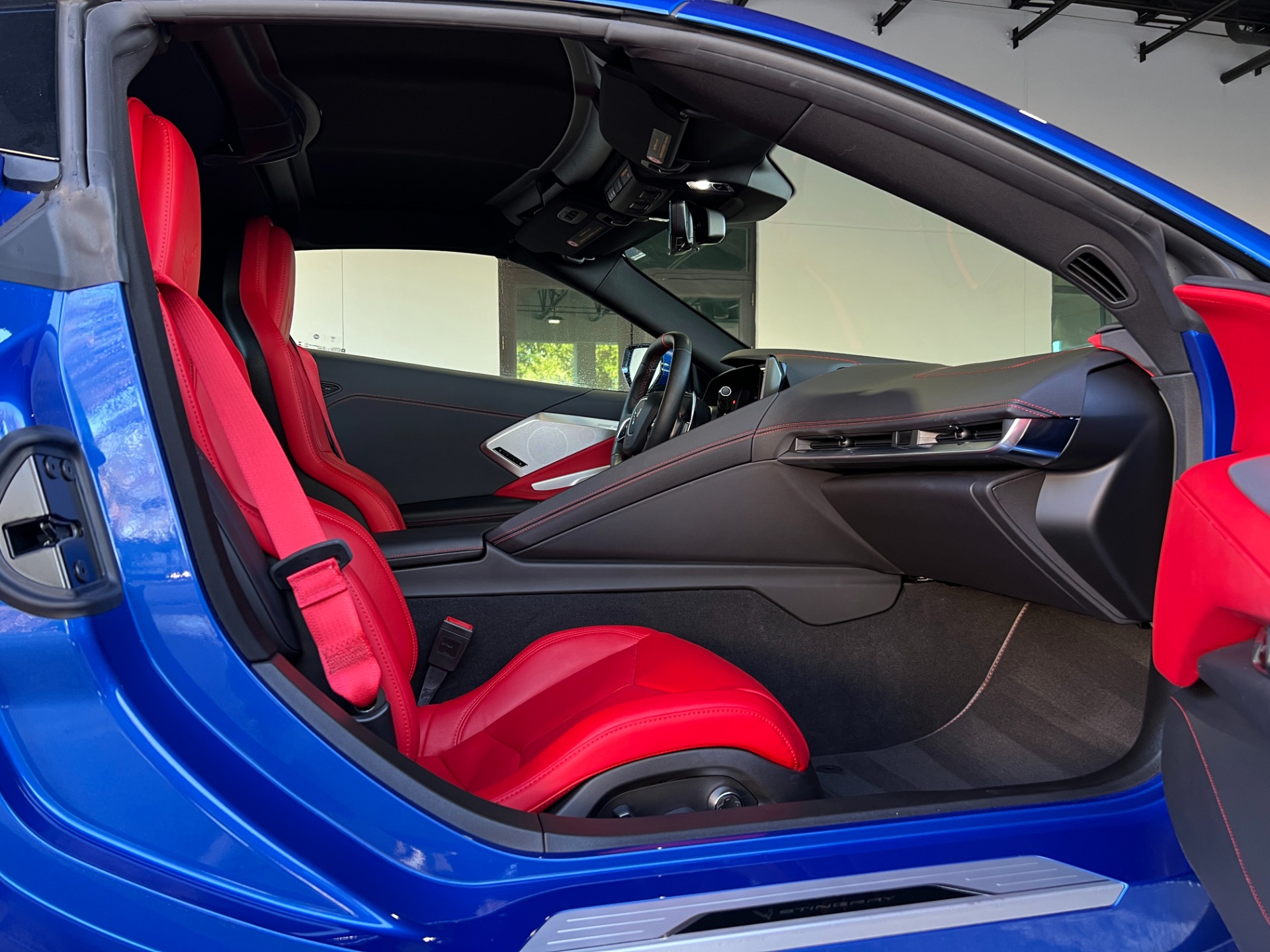Used-2021-Chevrolet-Corvette-Stingray
