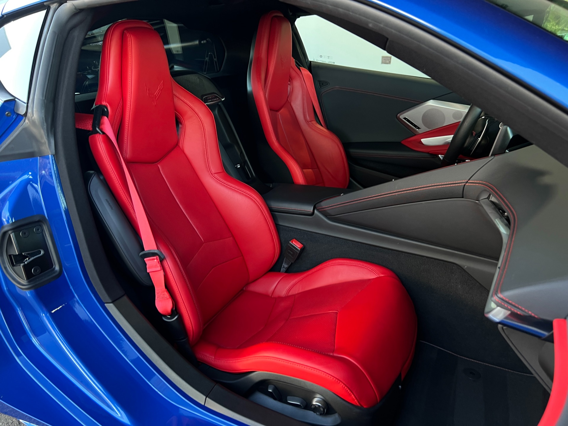 Used-2021-Chevrolet-Corvette-Stingray