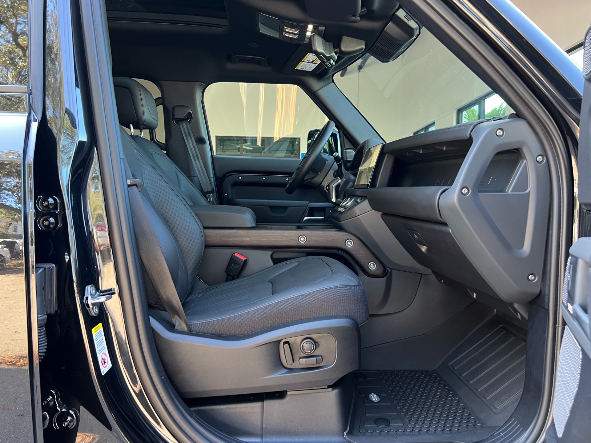 Used-2024-Land-Rover-Defender-110-P400-X