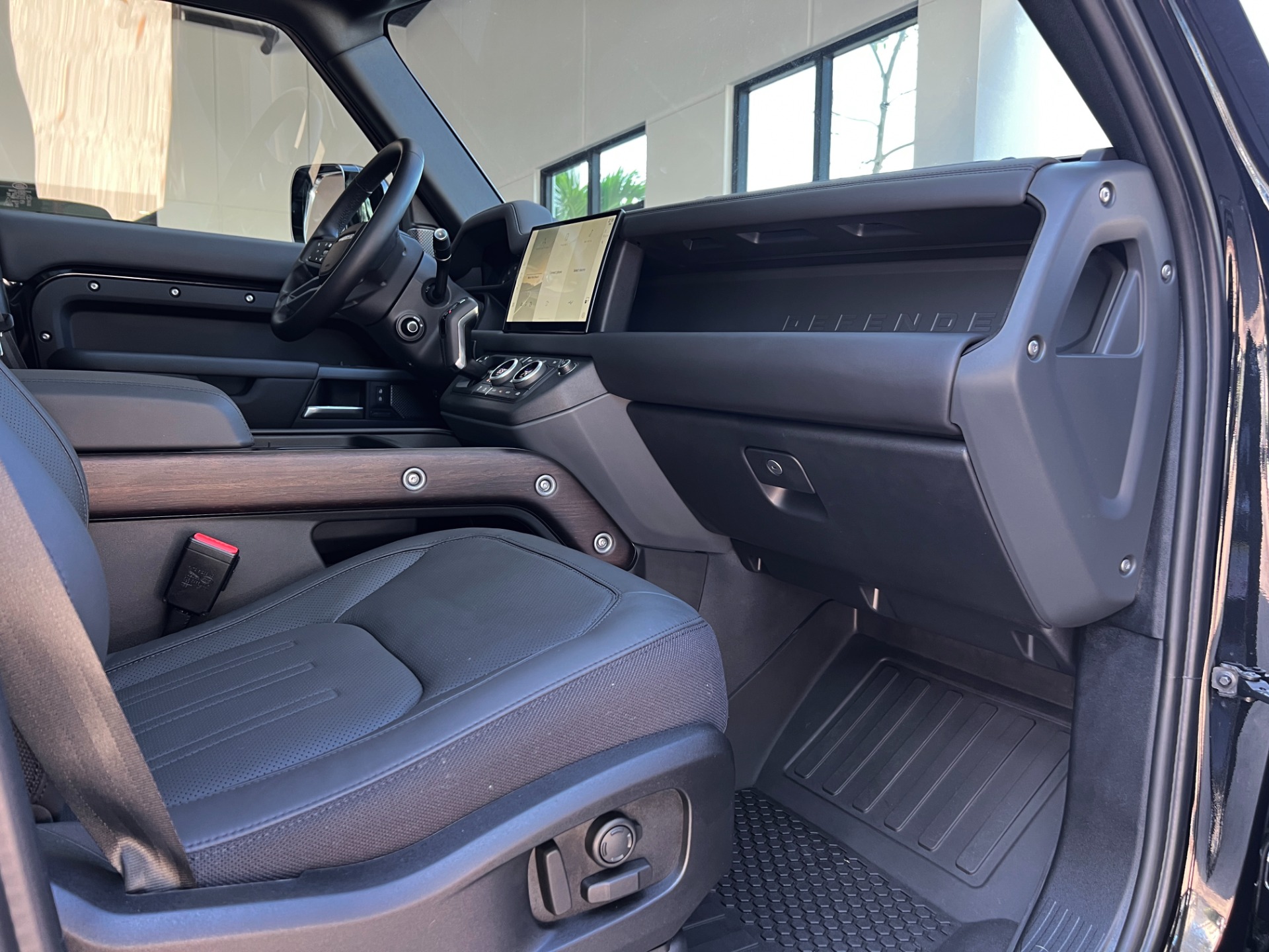 Used-2024-Land-Rover-Defender-110-P400-X