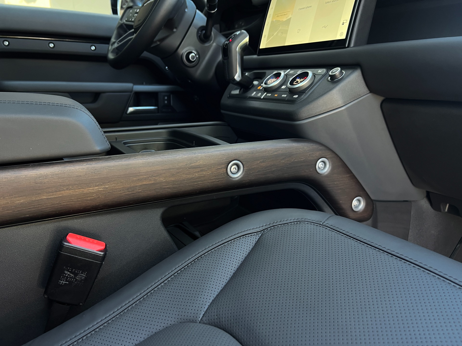 Used-2024-Land-Rover-Defender-110-P400-X