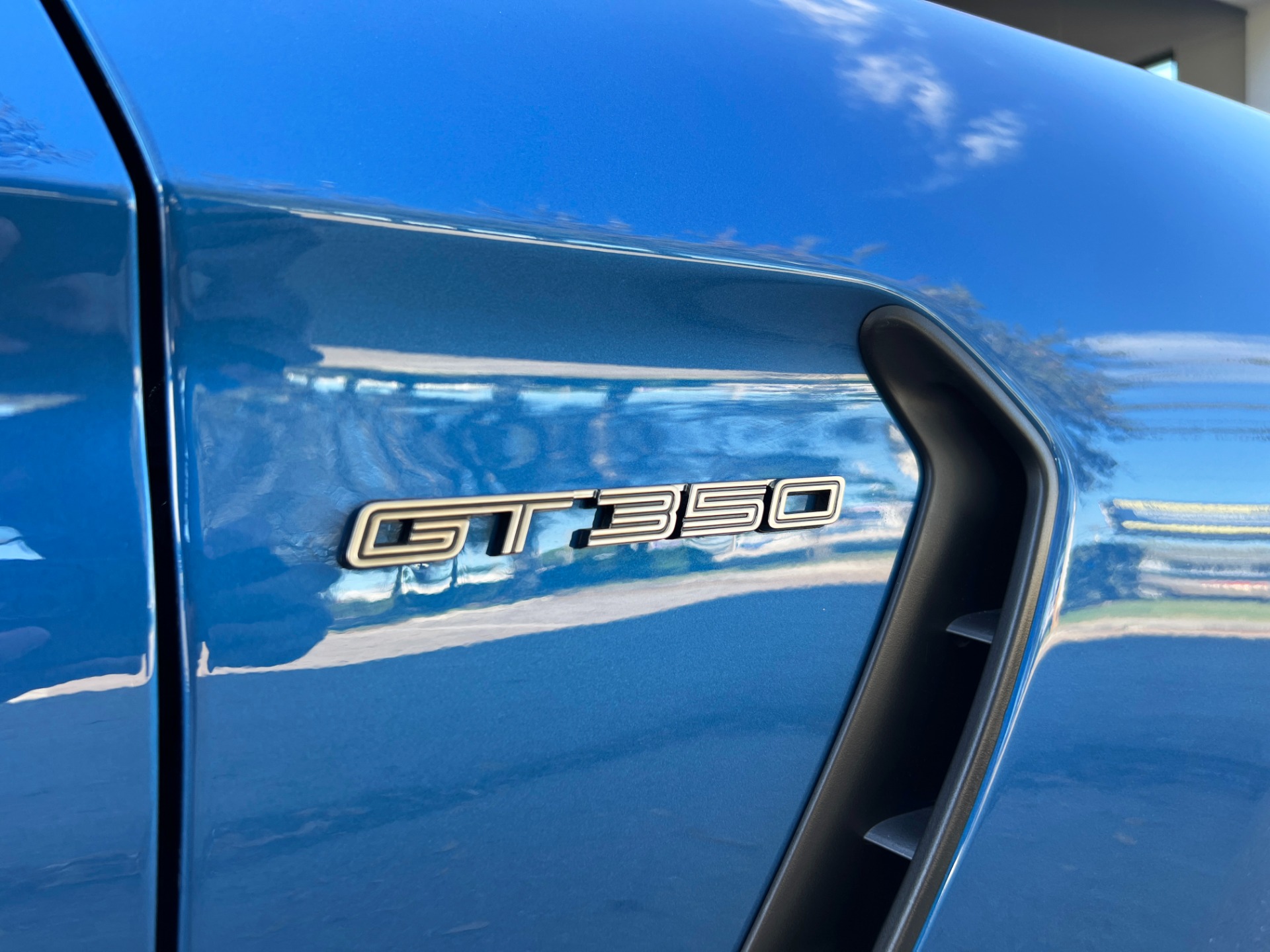 Used-2020-Ford-Mustang-Shelby-GT350R
