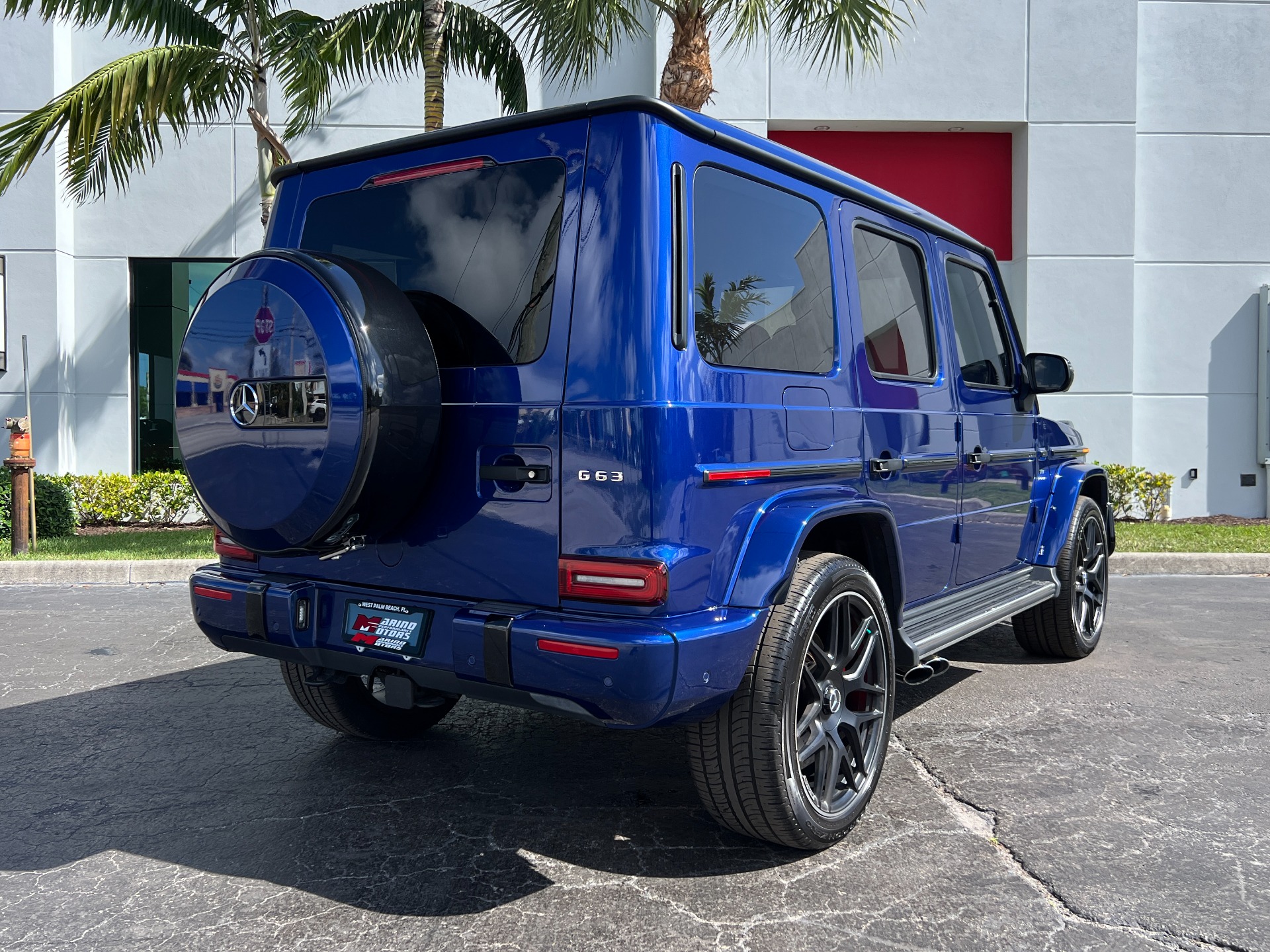 Used-2021-Mercedes-Benz-G-Class-AMG-G-63