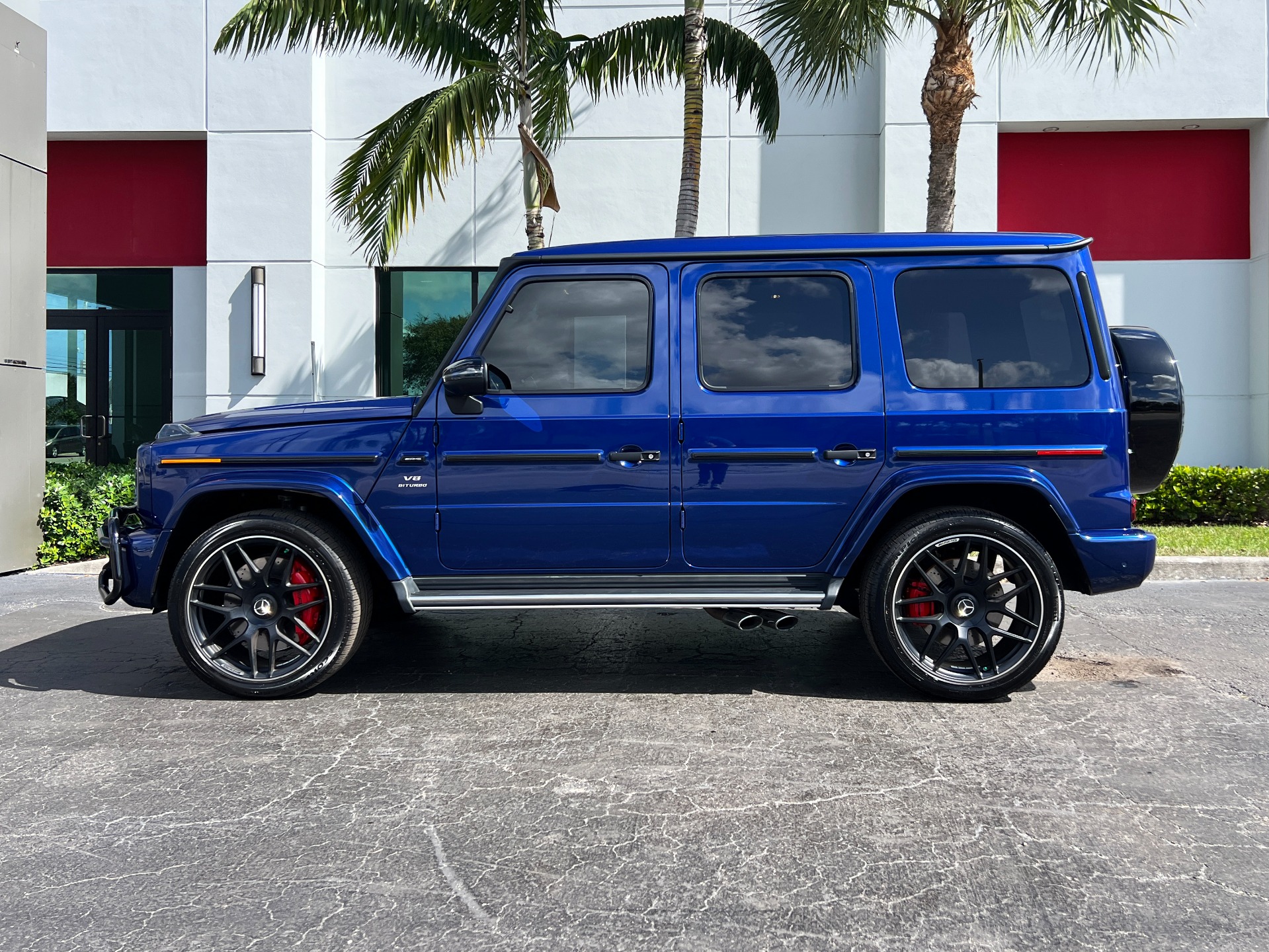 Used-2021-Mercedes-Benz-G-Class-AMG-G-63
