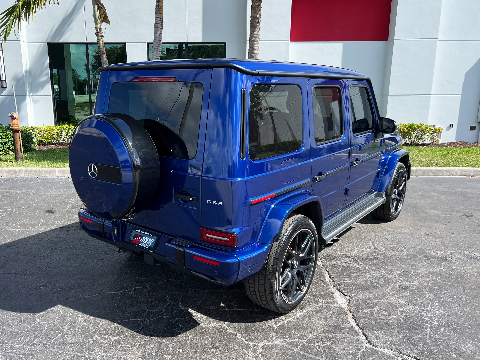 Used-2021-Mercedes-Benz-G-Class-AMG-G-63