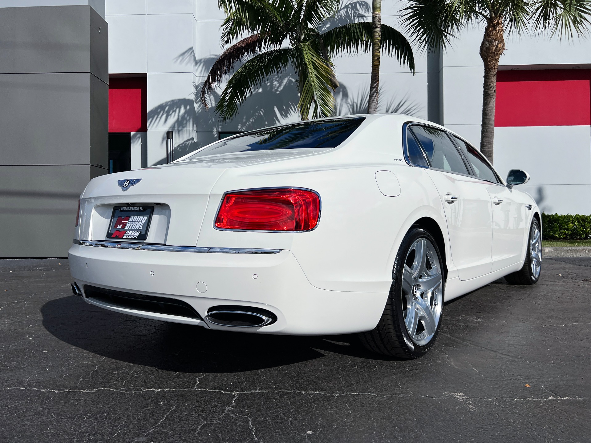 Used-2014-Bentley-Flying-Spur