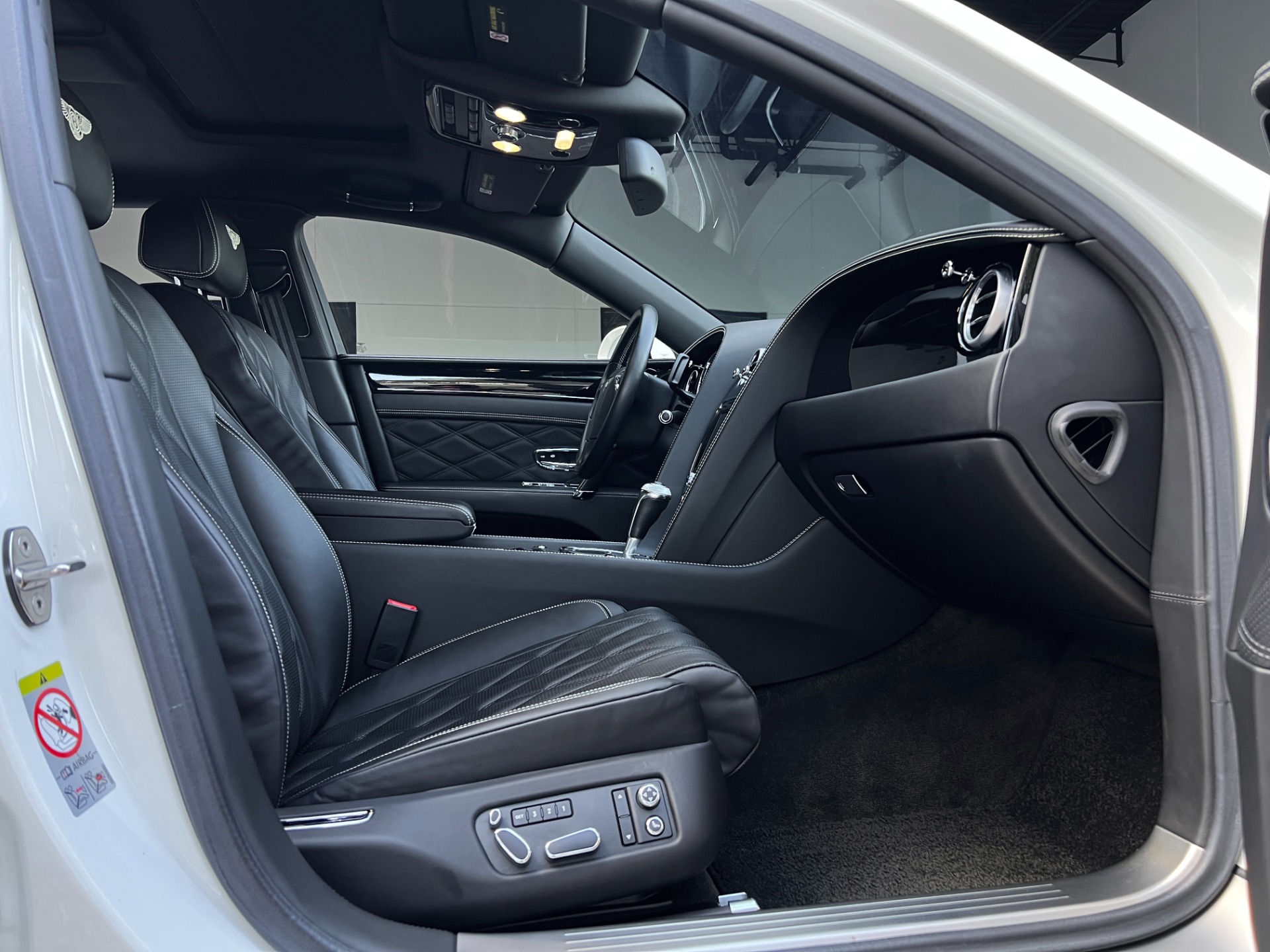Used-2014-Bentley-Flying-Spur
