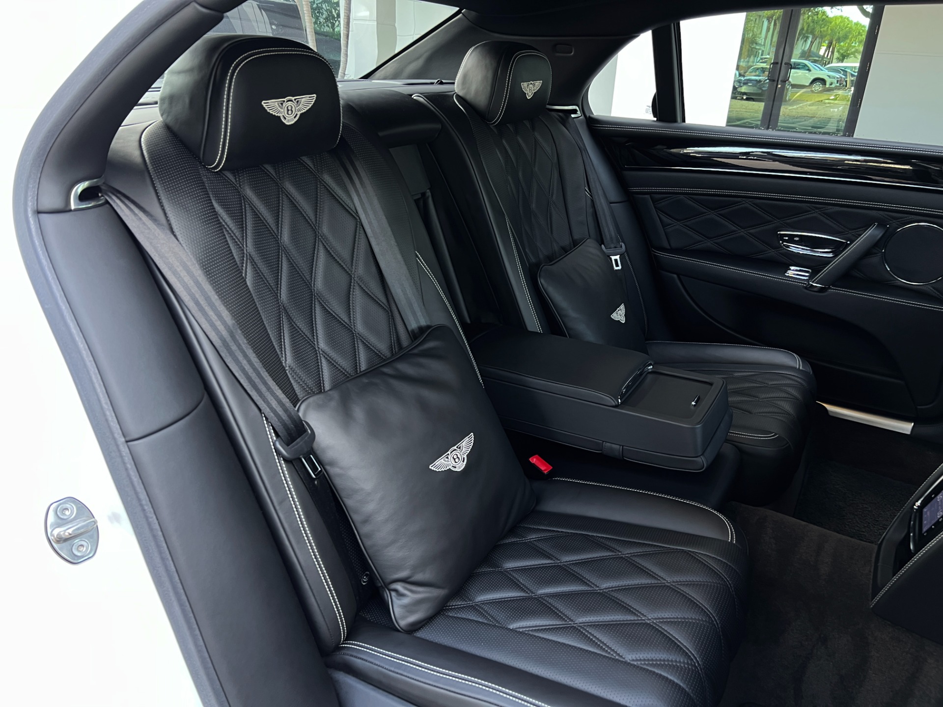 Used-2014-Bentley-Flying-Spur