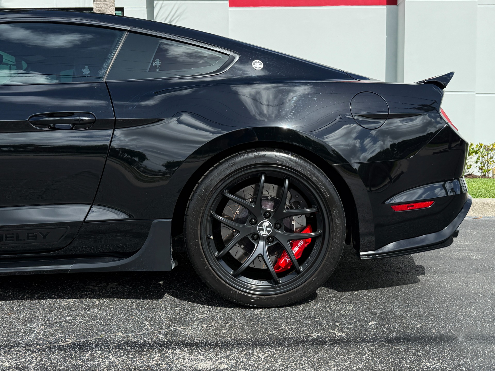 Used-2019-Ford-Shelby-Super-Snake-Mustang