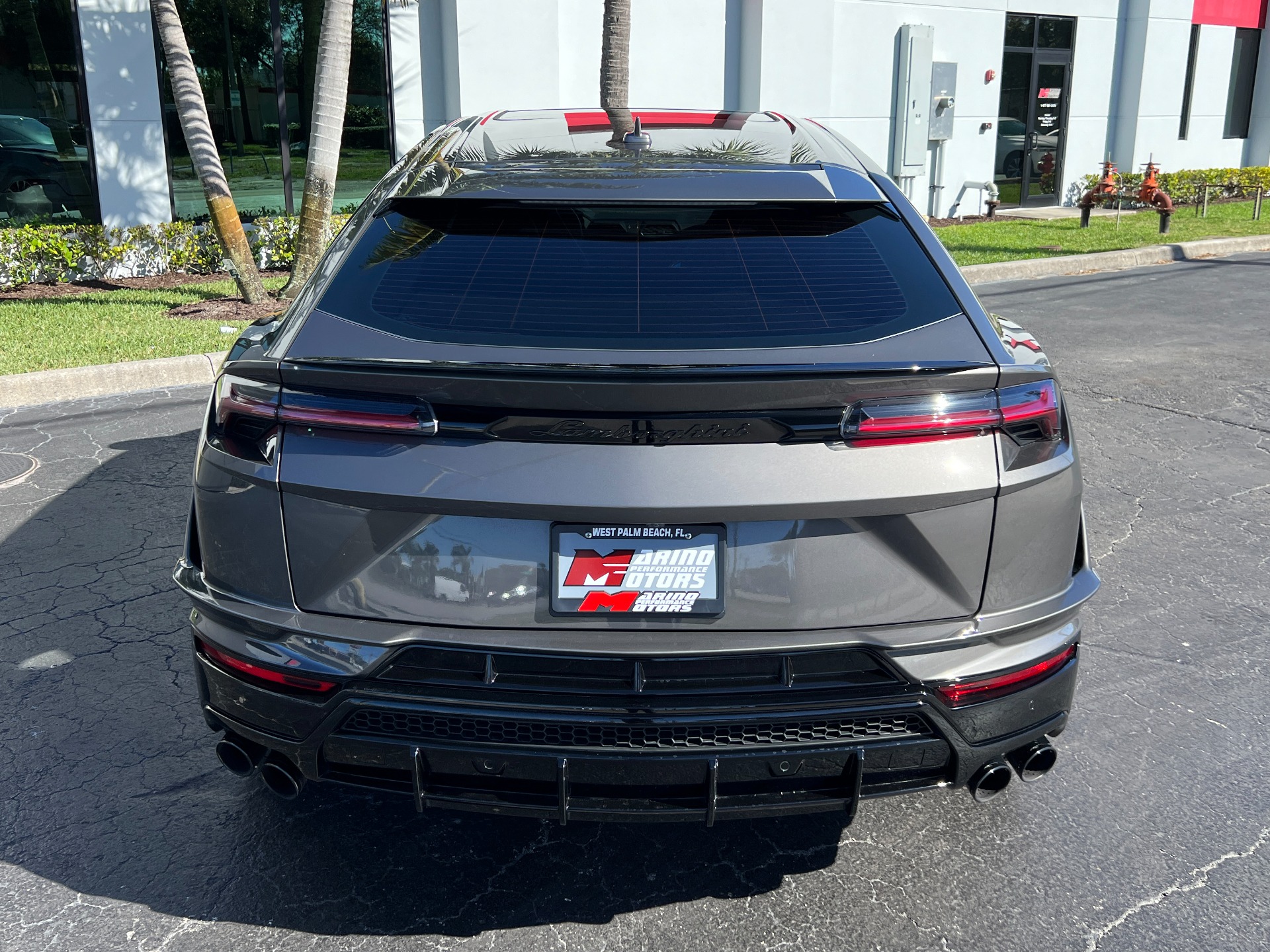 Used-2024-Lamborghini-Urus-S