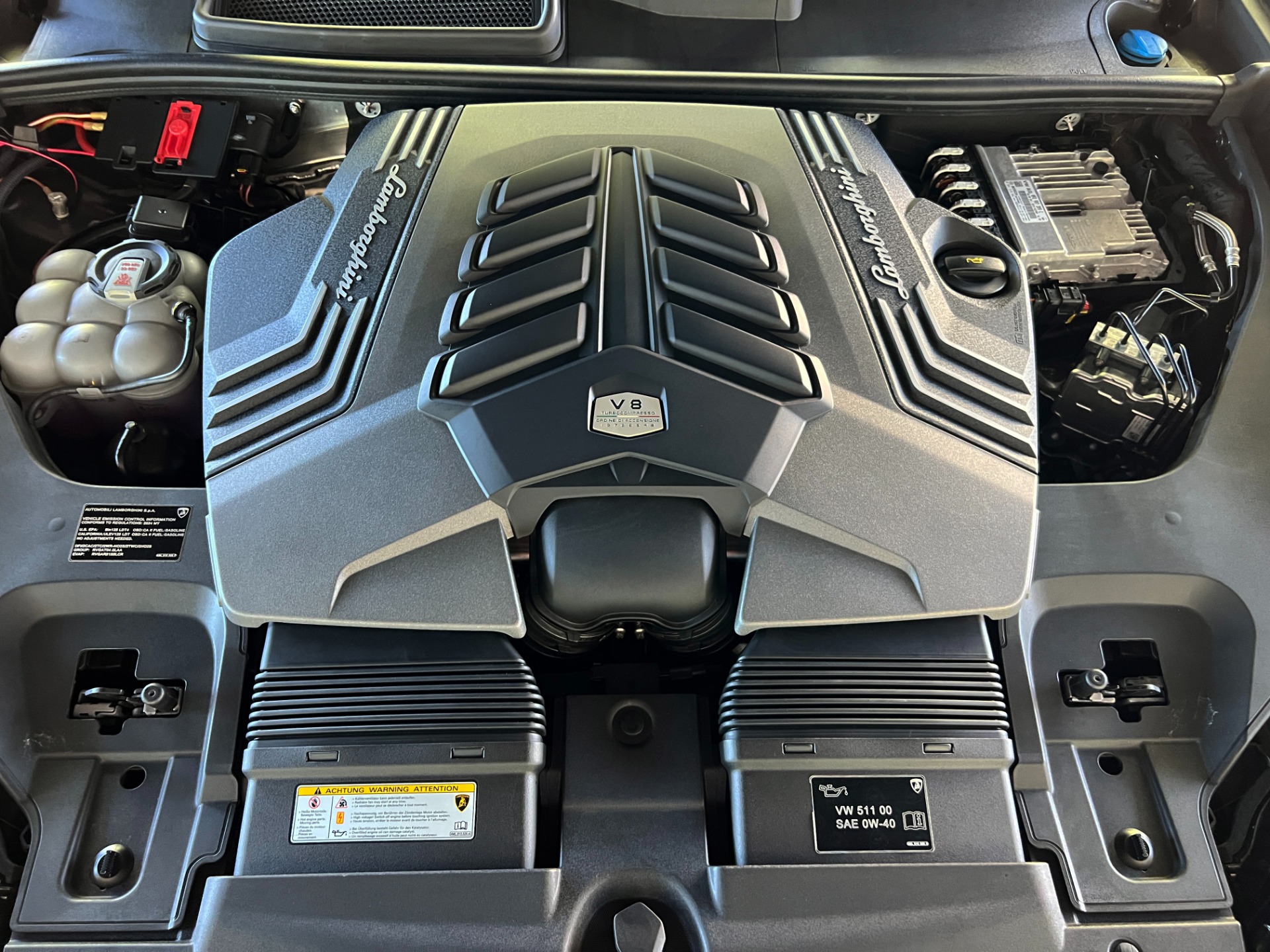 Used-2024-Lamborghini-Urus-S