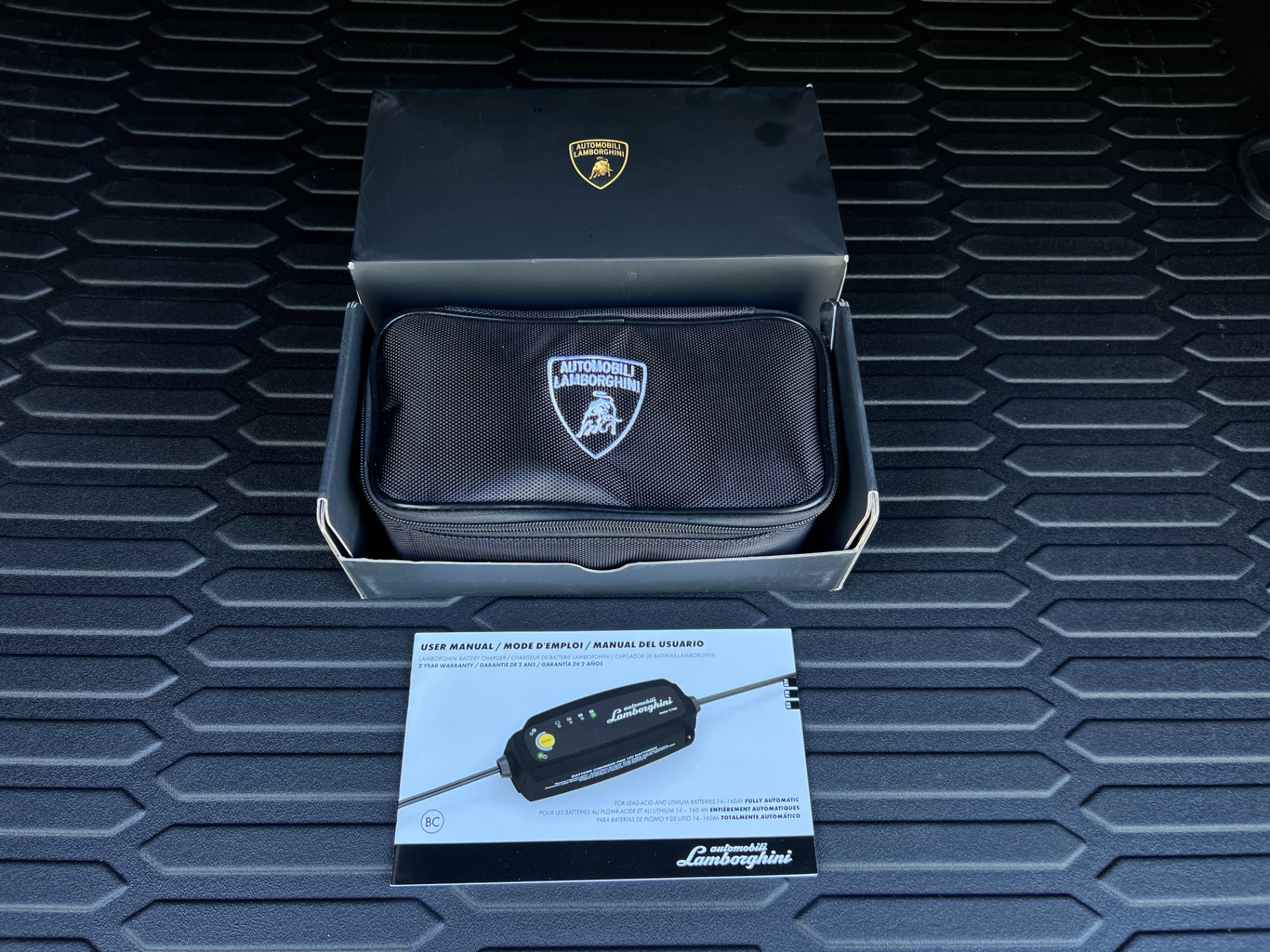 Used-2024-Lamborghini-Urus-S