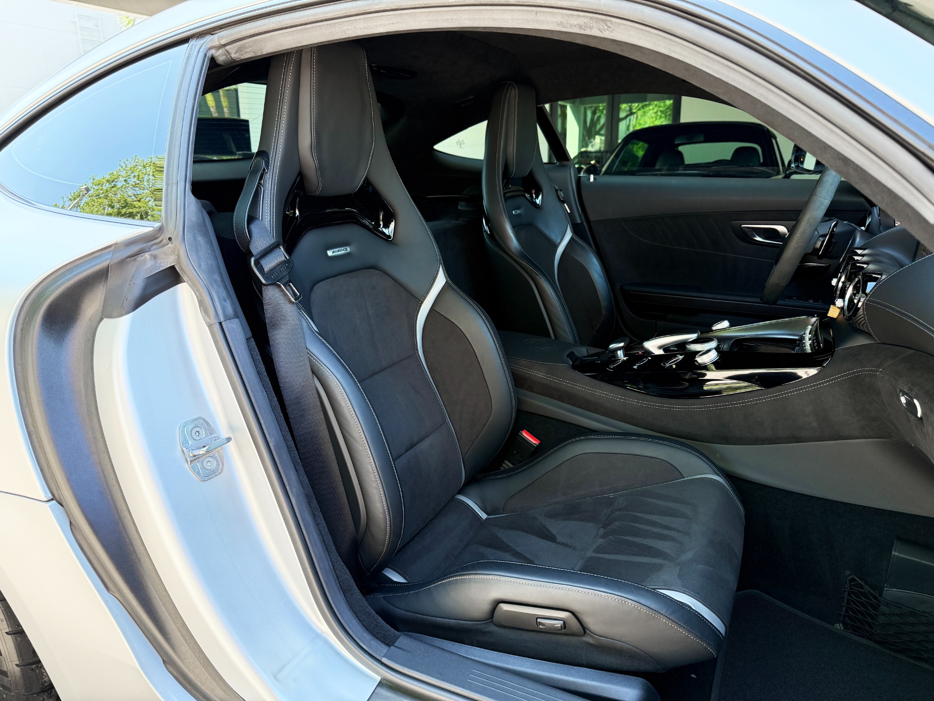 Used-2019-Mercedes-Benz-AMG-GT-R