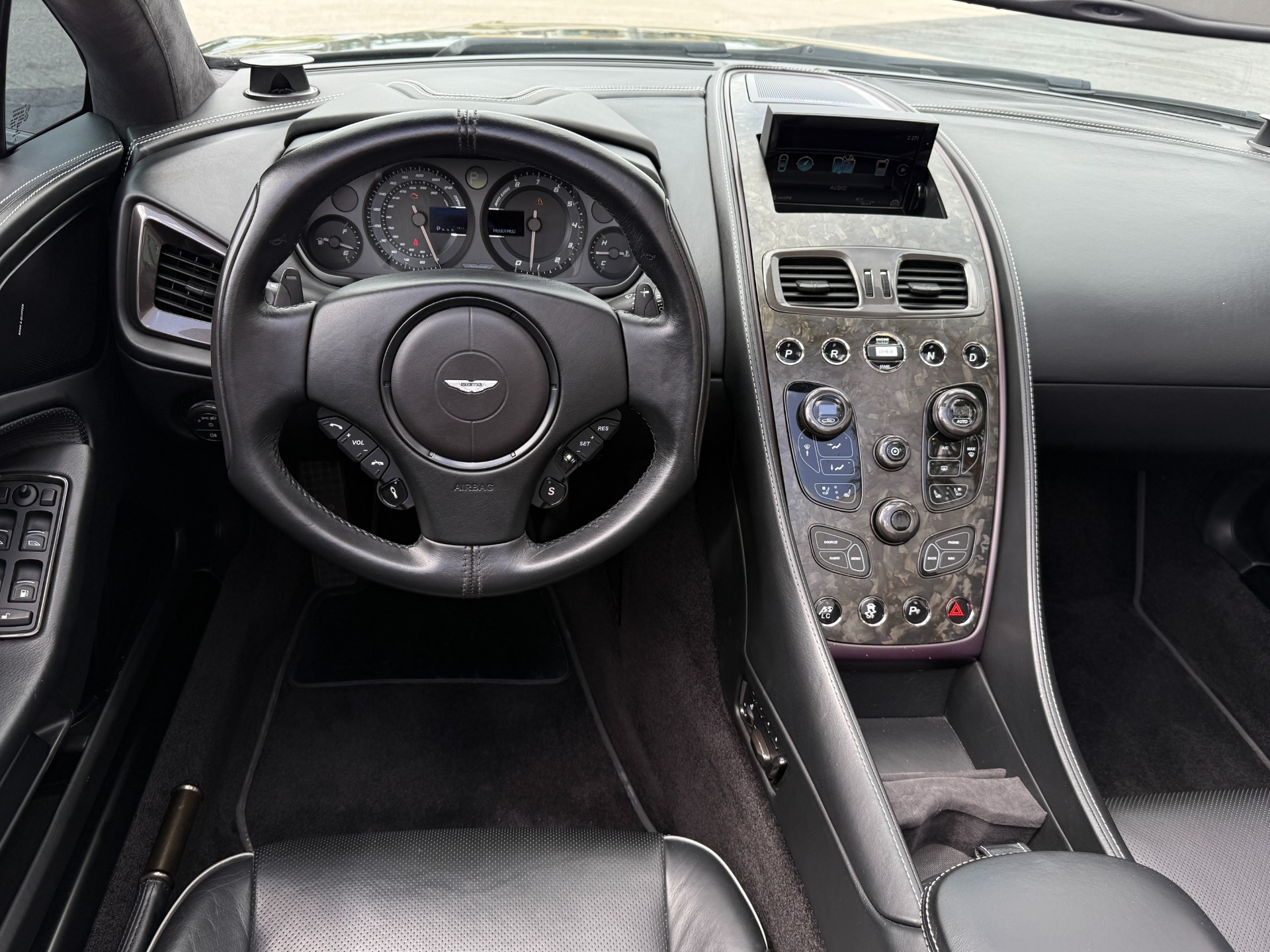 Used-2018-Aston-Martin-Vanquish-S-Volante