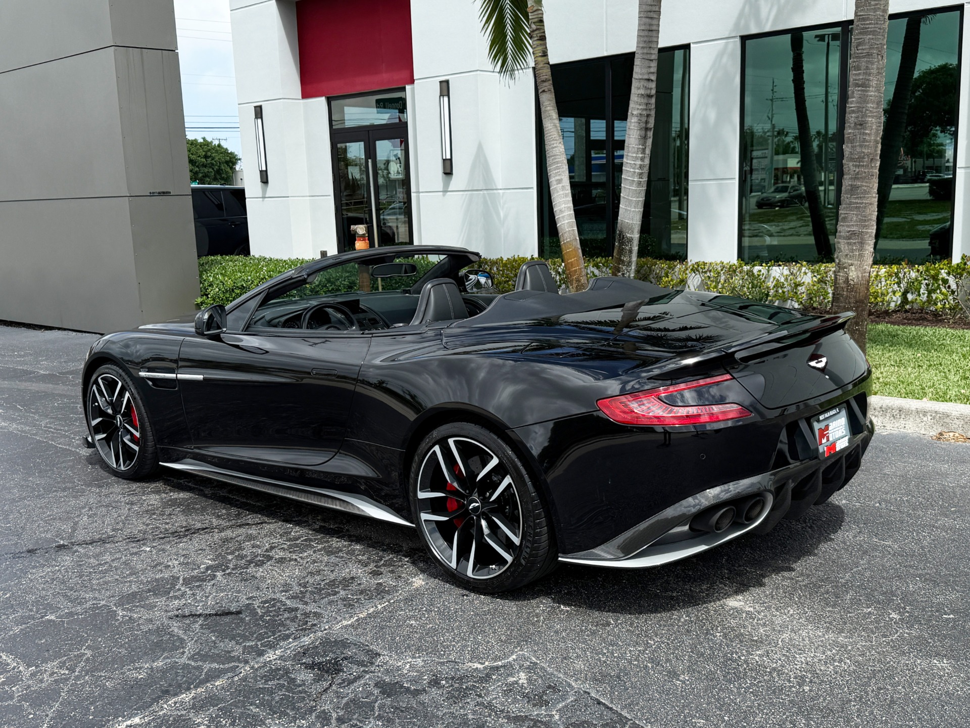 Used-2018-Aston-Martin-Vanquish-S-Volante
