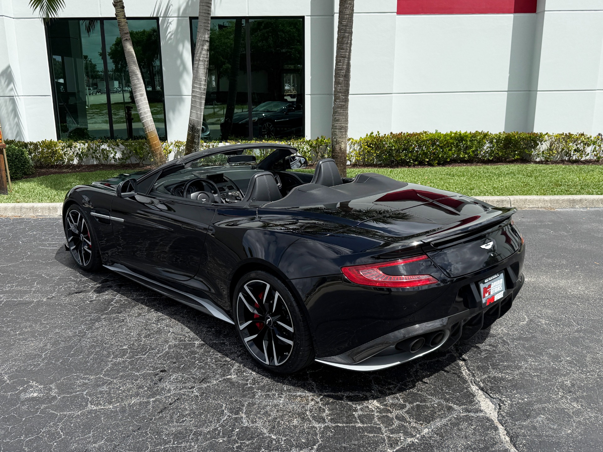 Used-2018-Aston-Martin-Vanquish-S-Volante