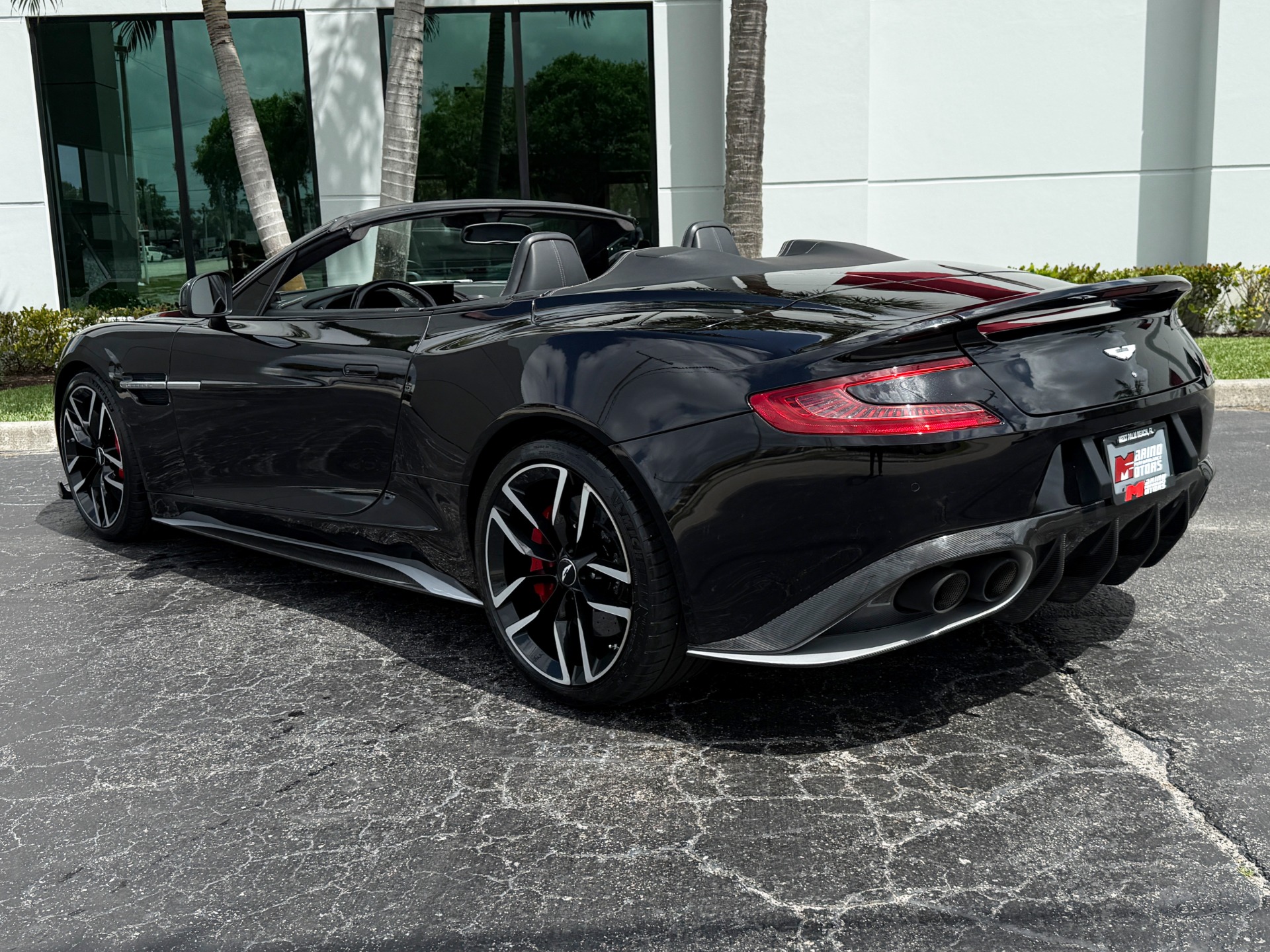 Used-2018-Aston-Martin-Vanquish-S-Volante