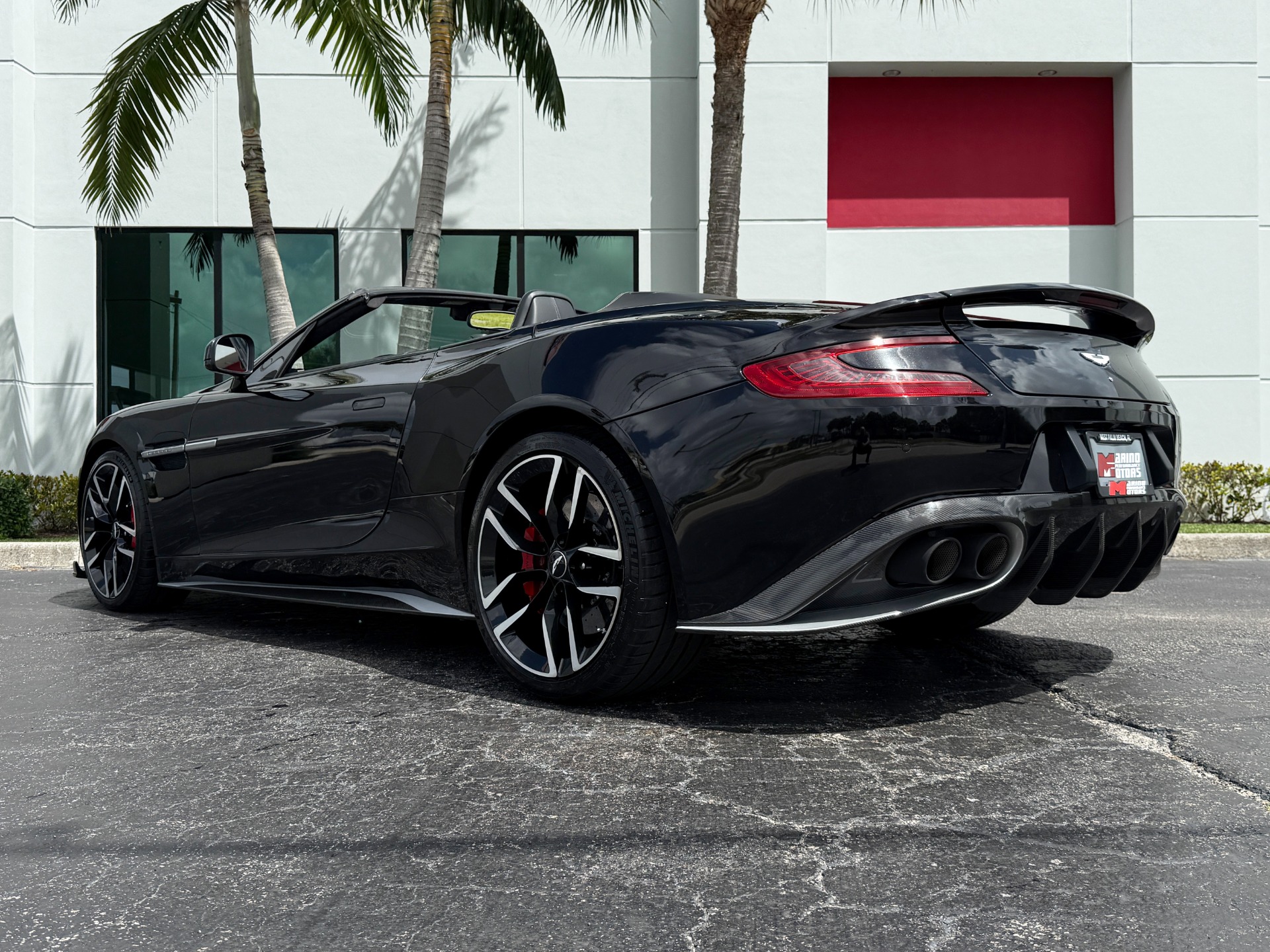 Used-2018-Aston-Martin-Vanquish-S-Volante
