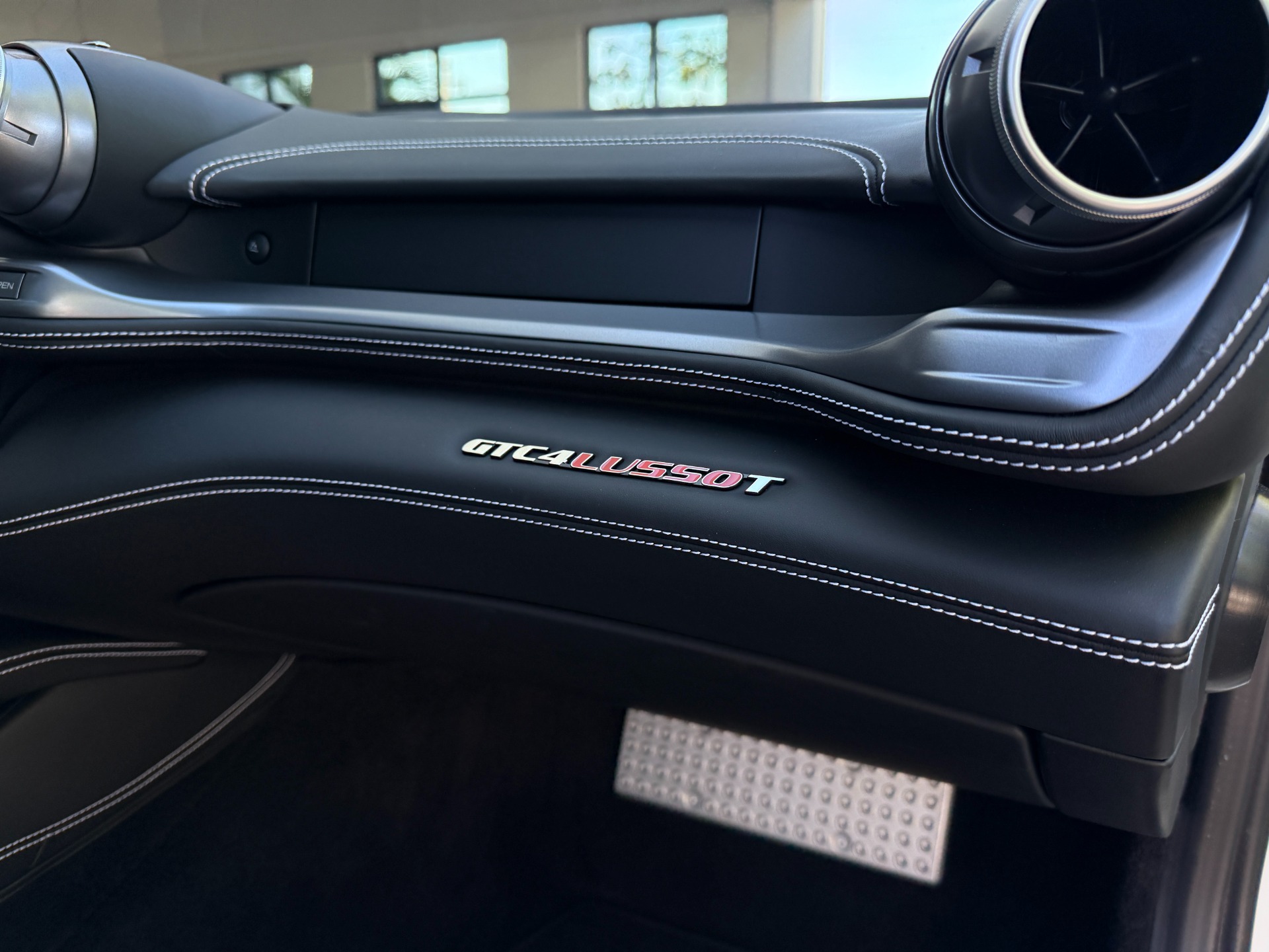 Used-2020-Ferrari-GTC4Lusso-T