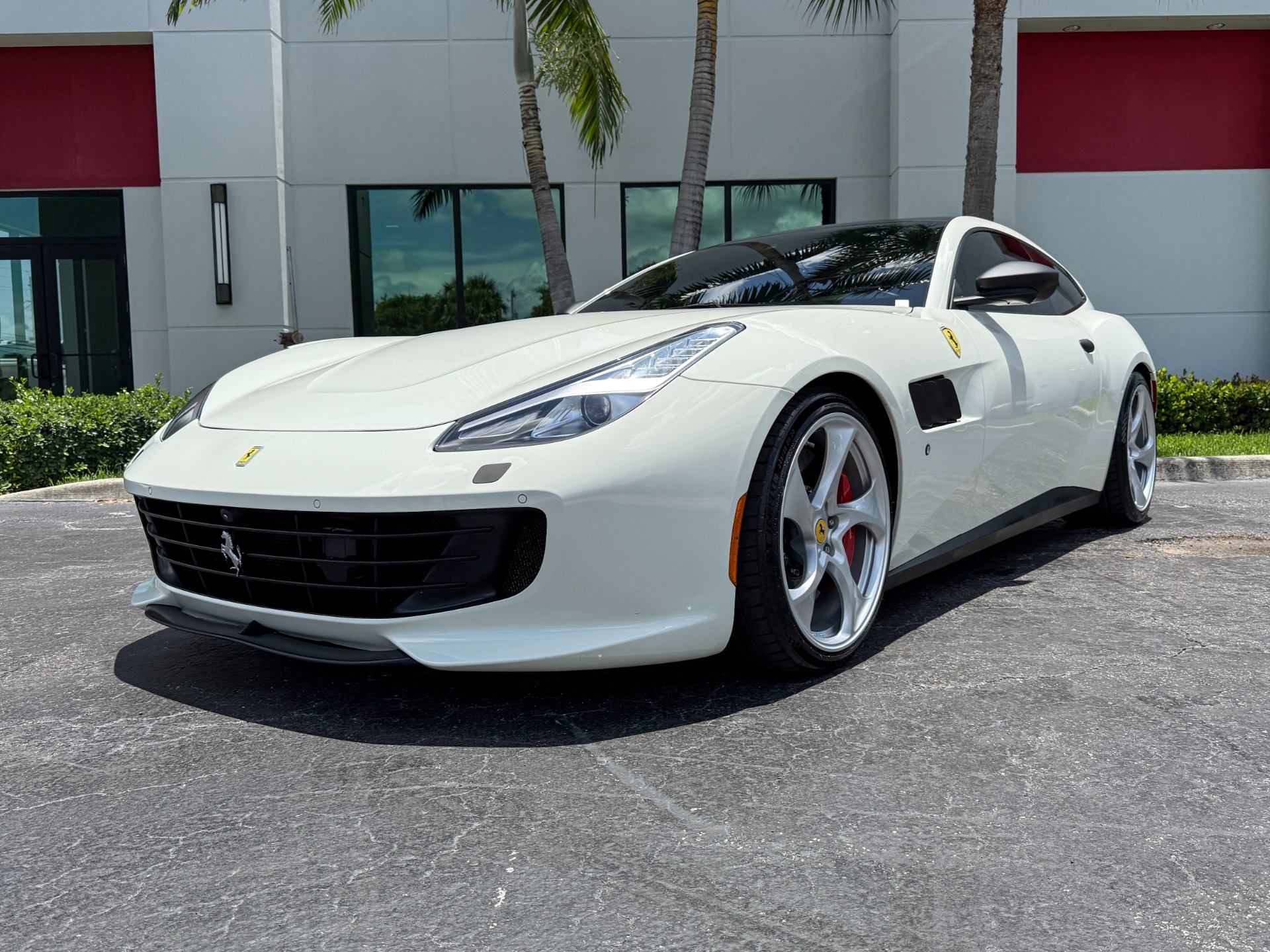 Used-2020-Ferrari-GTC4Lusso-T